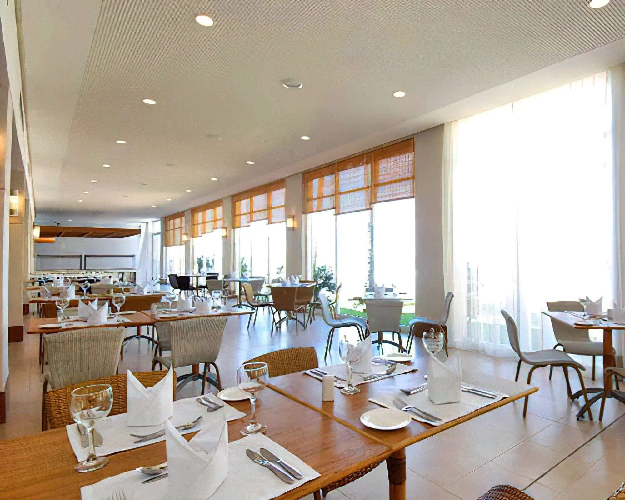 Acqua Beach Park Resort - Image 13