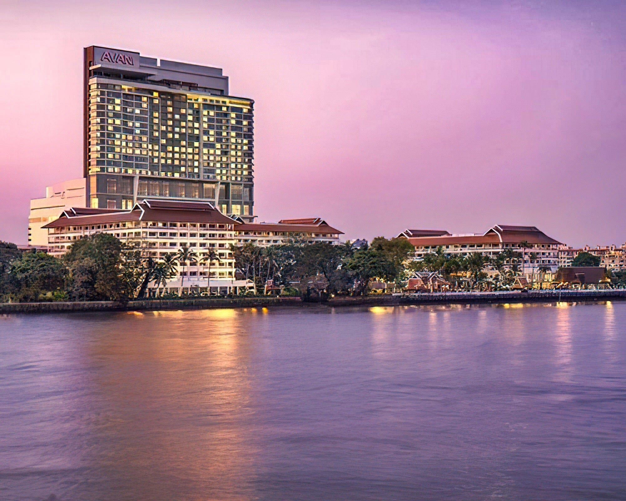 Anantara Riverside Bangkok Resort