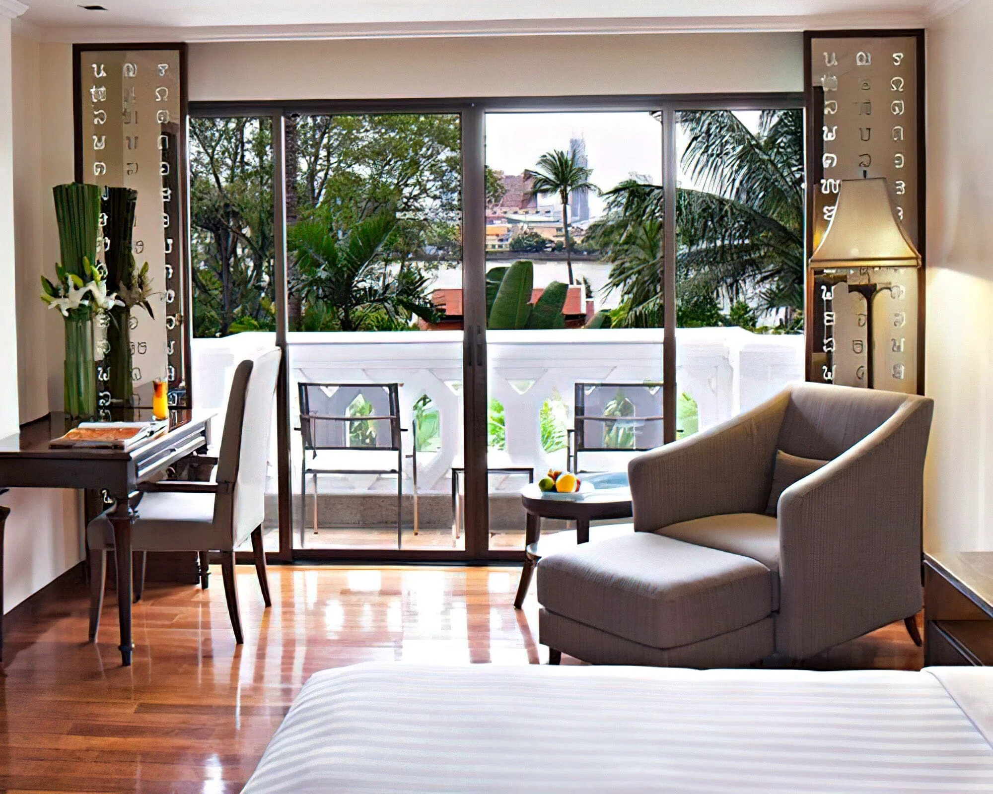 Anantara Riverside Bangkok Resort - Image 8