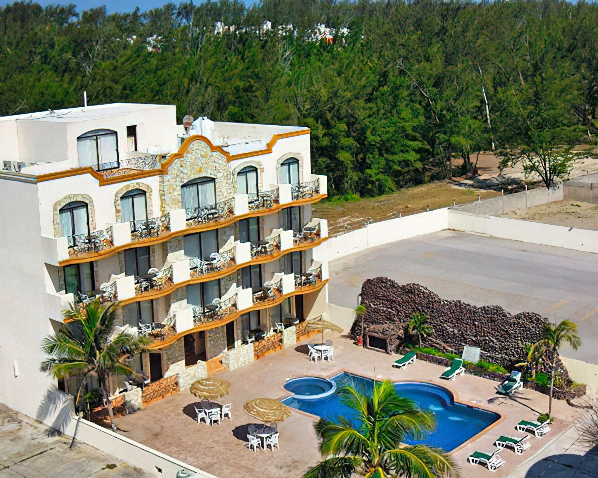 Arenas del Mar Resort - Image 7