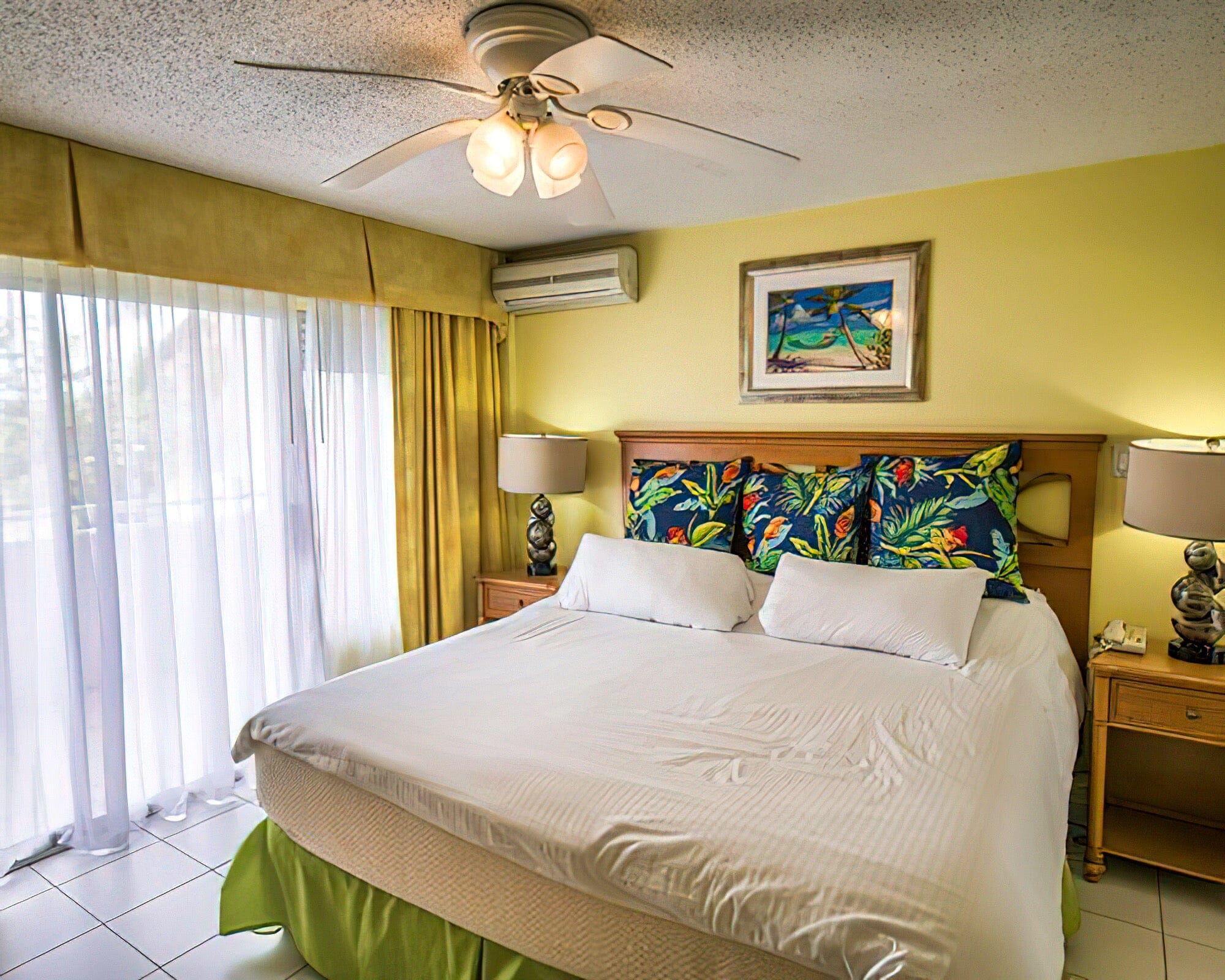 Atrium Beach Resort and Spa - Image 4