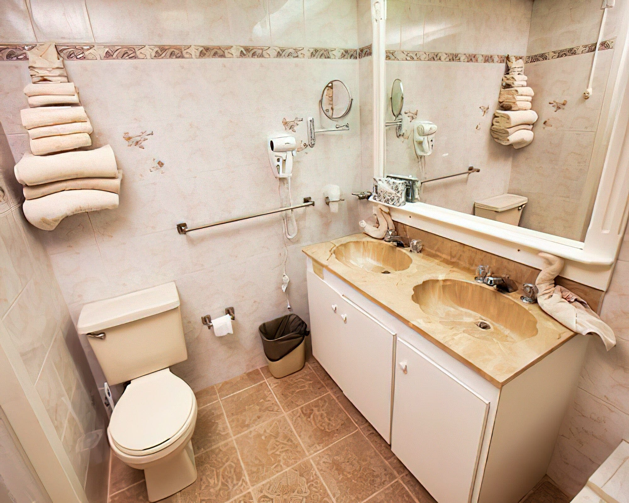 Belair Beach Hotel - Image 15