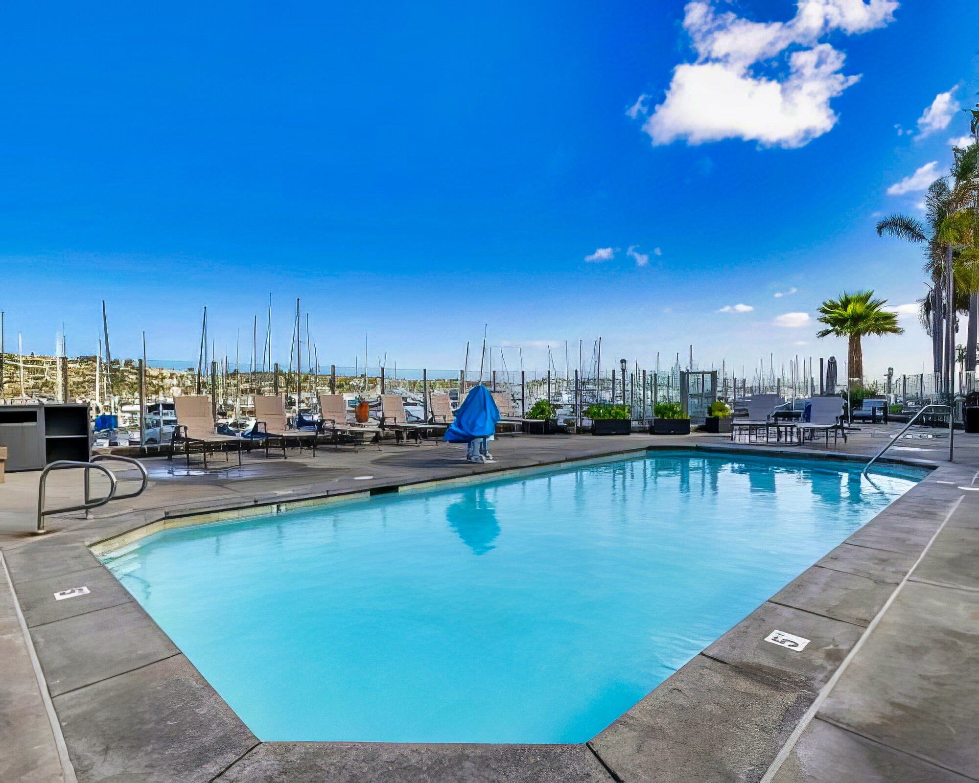 Best Western Plus Island Palms Hotel & Marina - Image 8