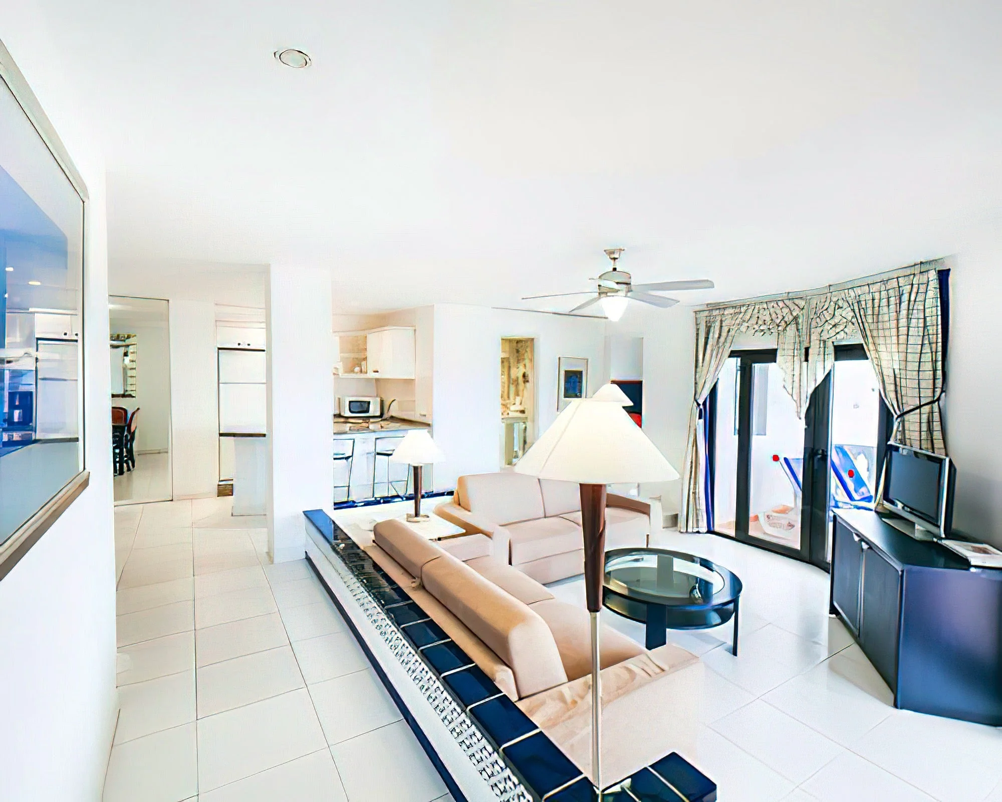 Beverly Hills Heights - Image 8