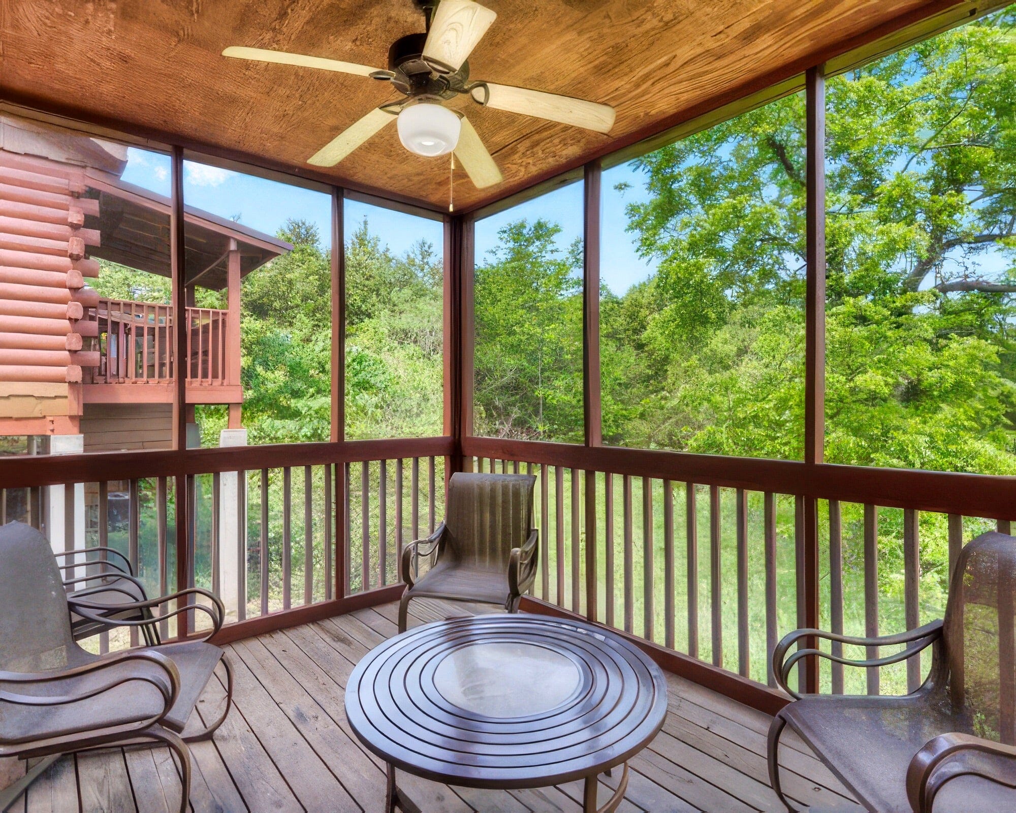 Cabins at Grand Mountain by Thousand Hills Vacations - Image 18