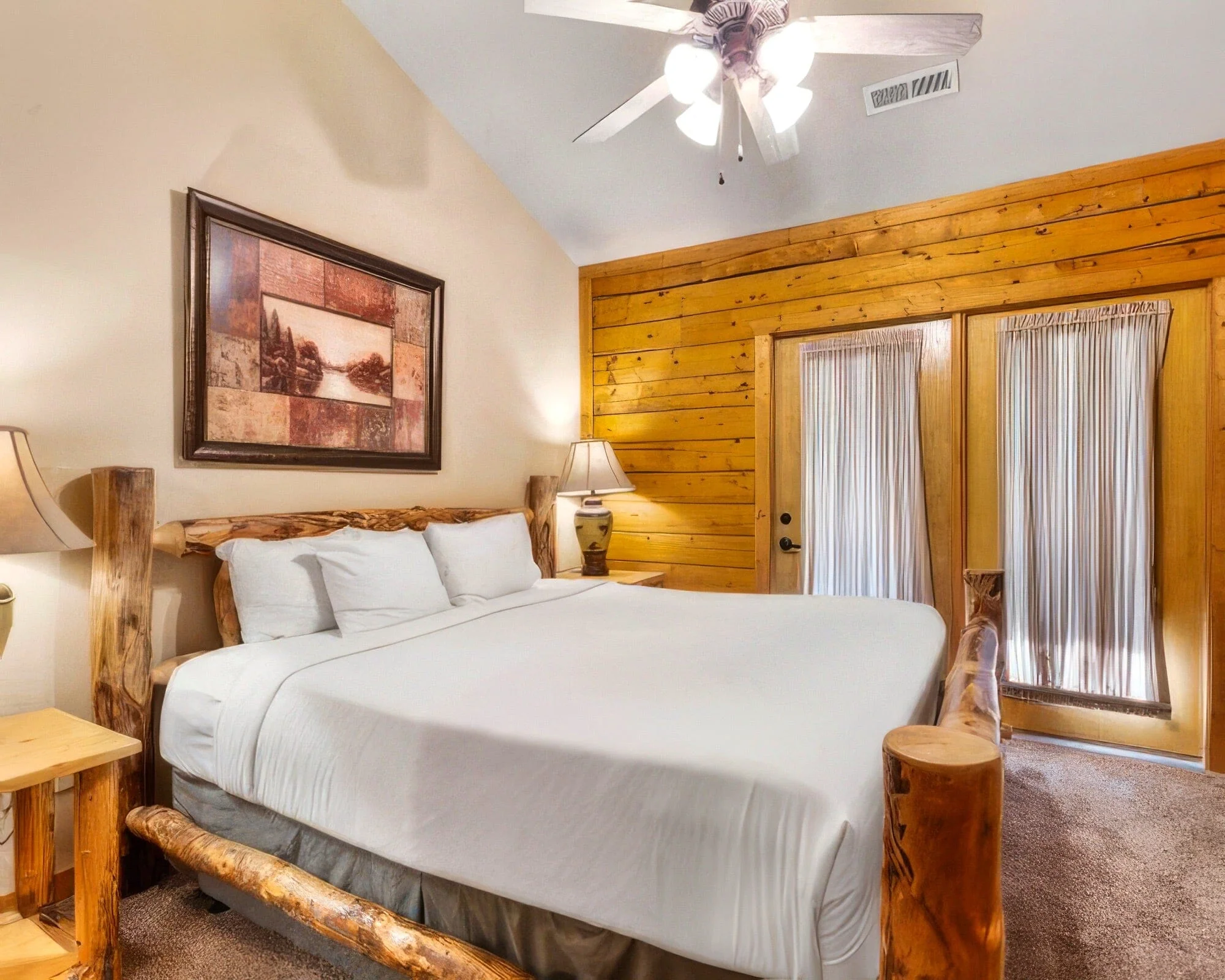 Cabins at Grand Mountain by Thousand Hills Vacations - Image 19