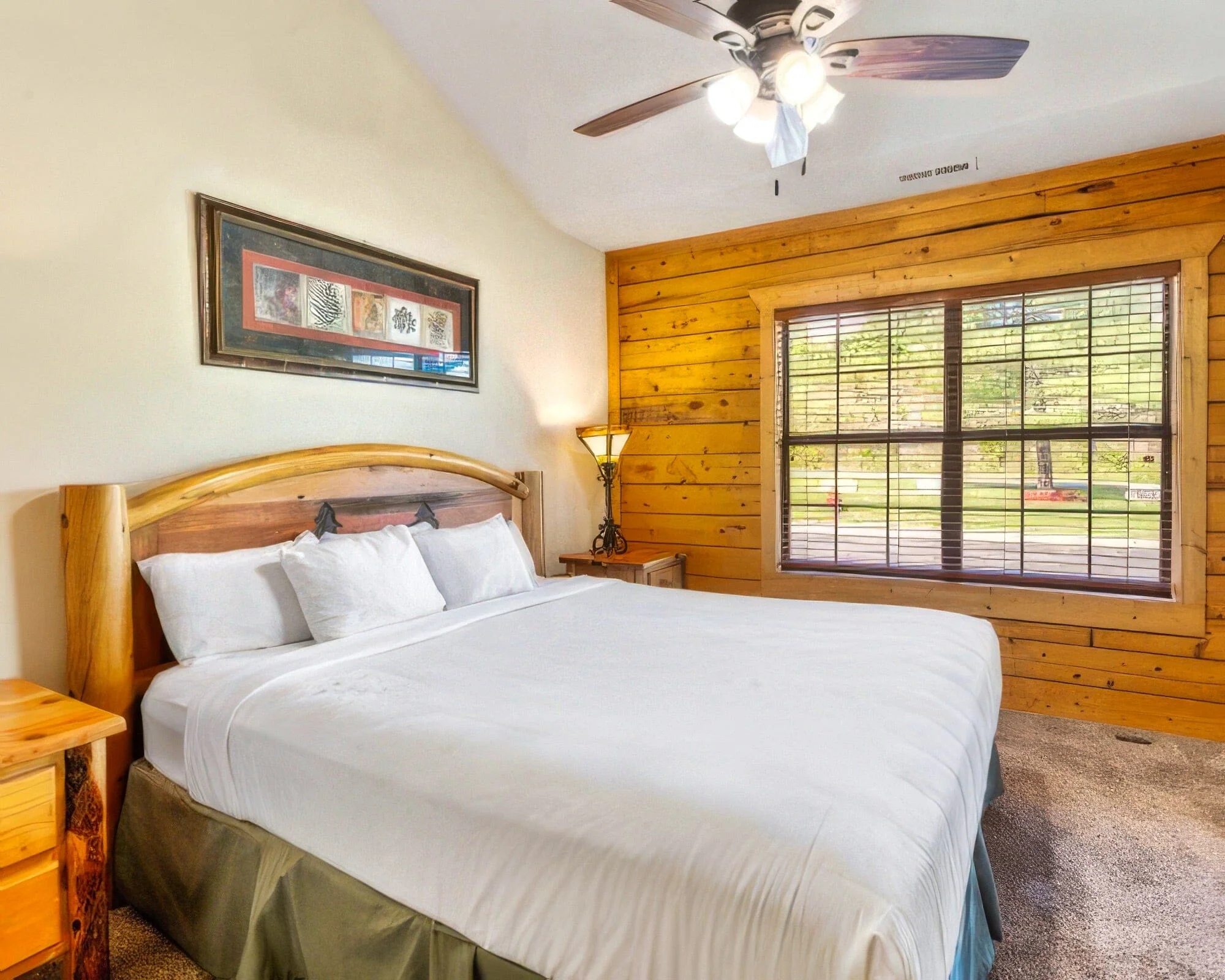 Cabins at Grand Mountain by Thousand Hills Vacations - Image 22
