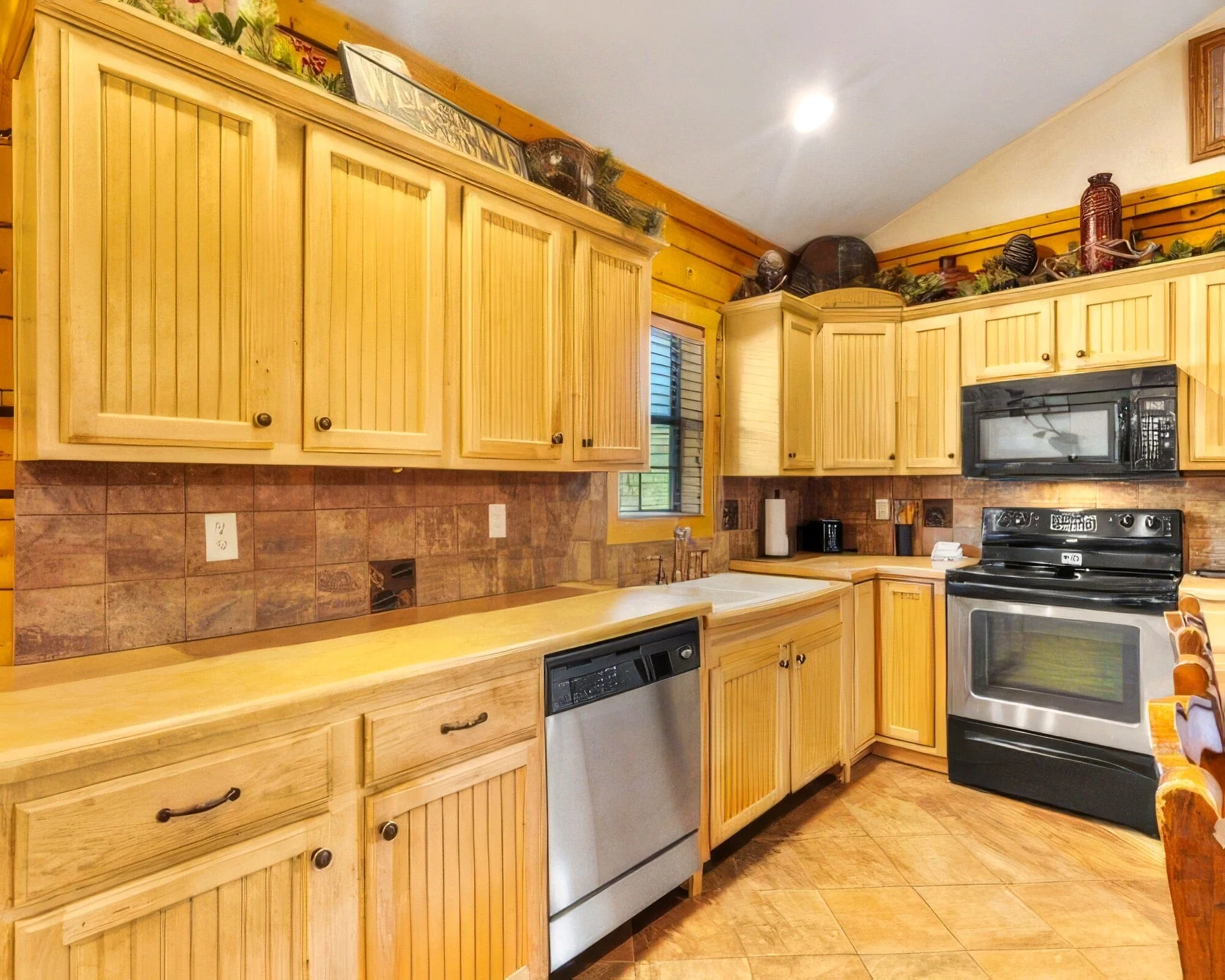 Cabins at Grand Mountain by Thousand Hills Vacations - Image 7