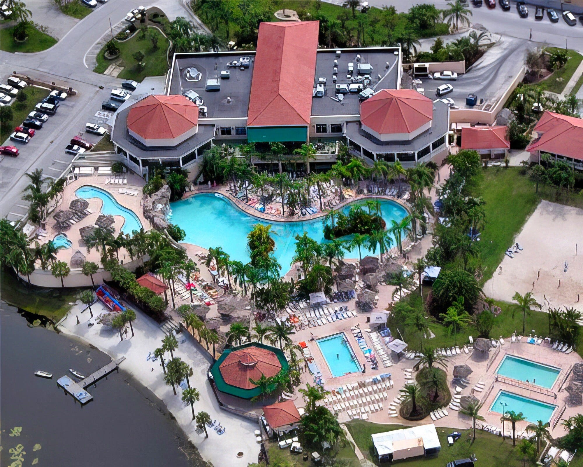 Caliente Club & Resorts - Image 8