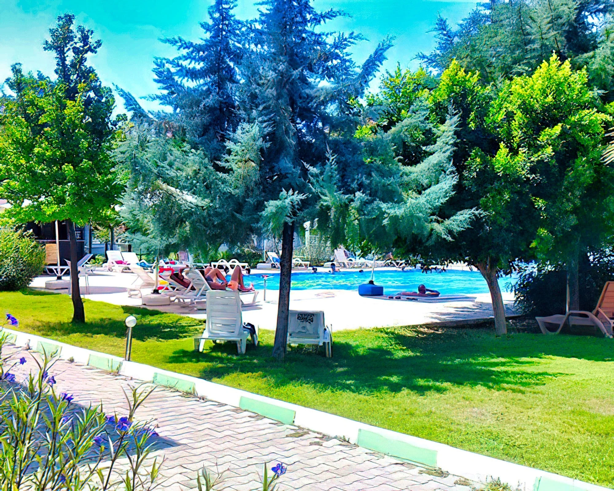 Onat Garden Hotel - Image 18