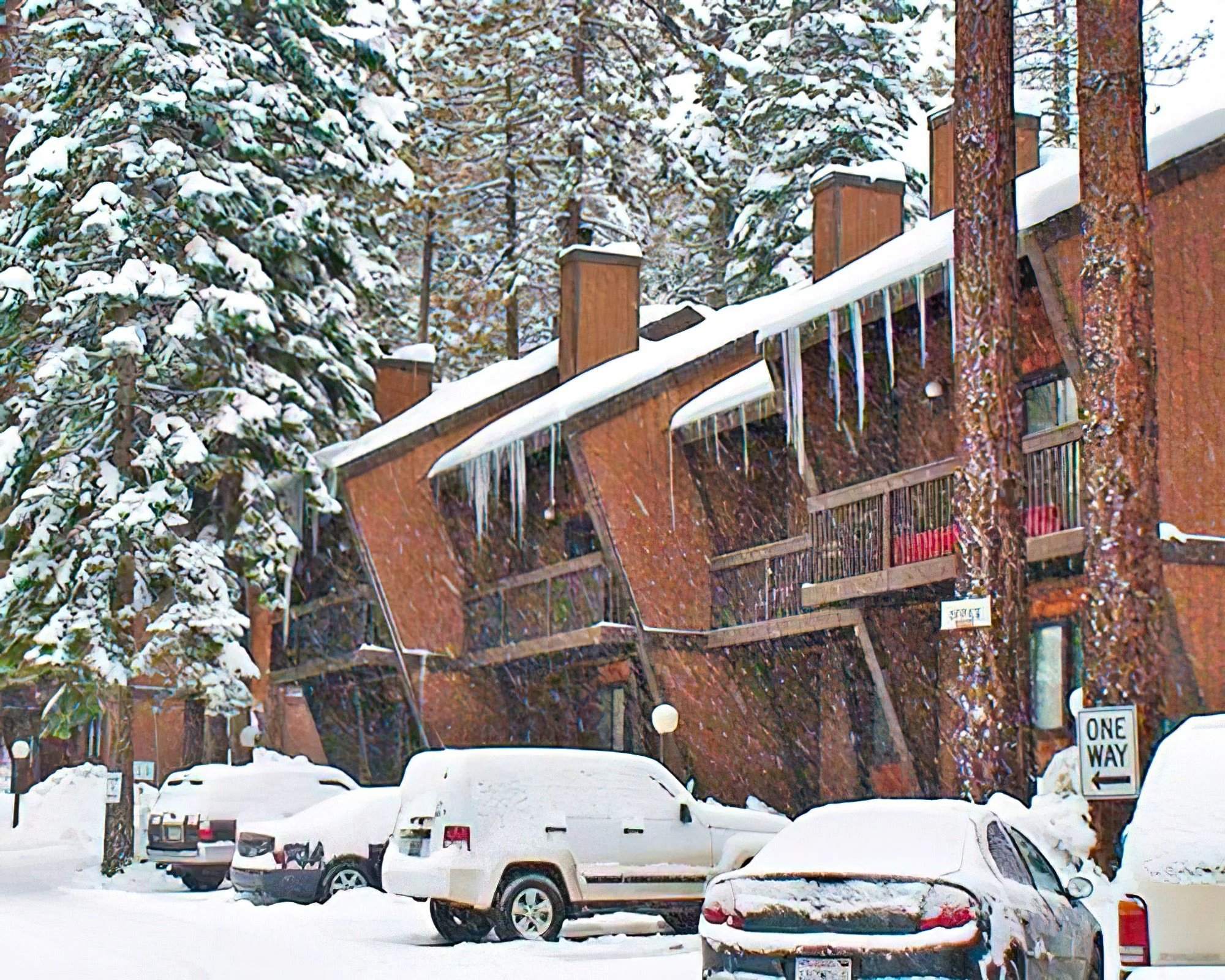 Club Tahoe Resort - Image 10