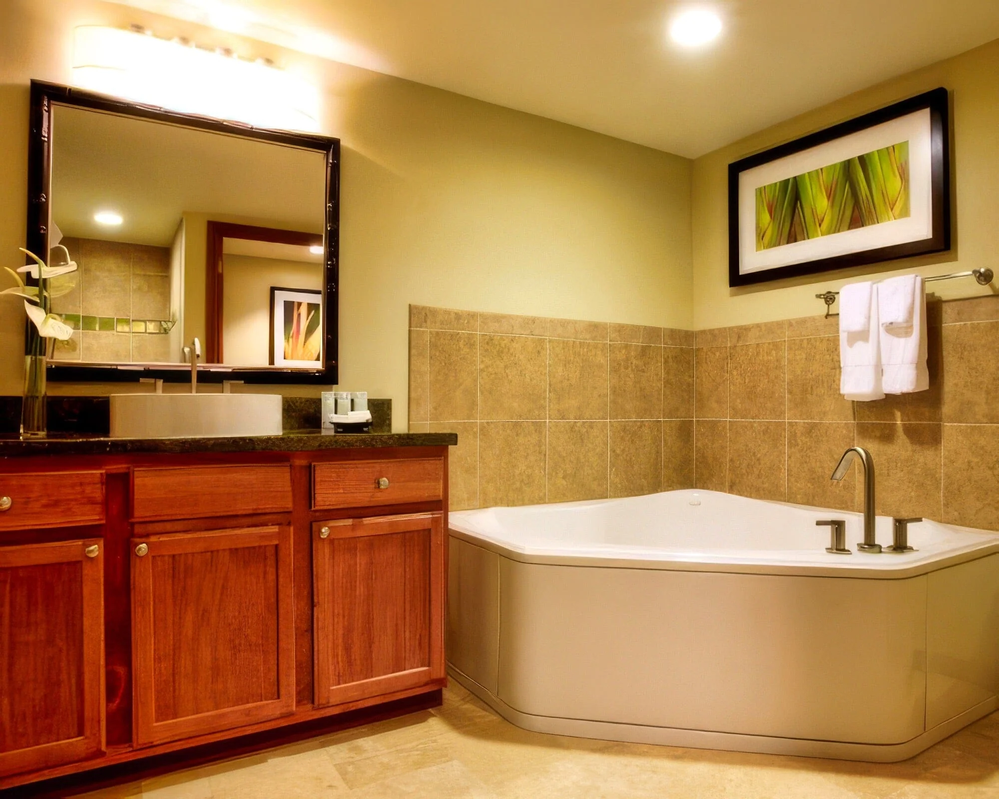 Club Wyndham at Waikiki Beach Walk - Image 5