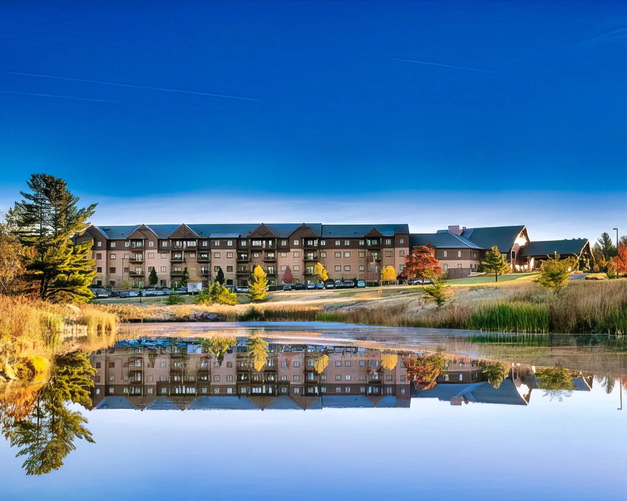 Club Wyndham Glacier Canyon - Image 4