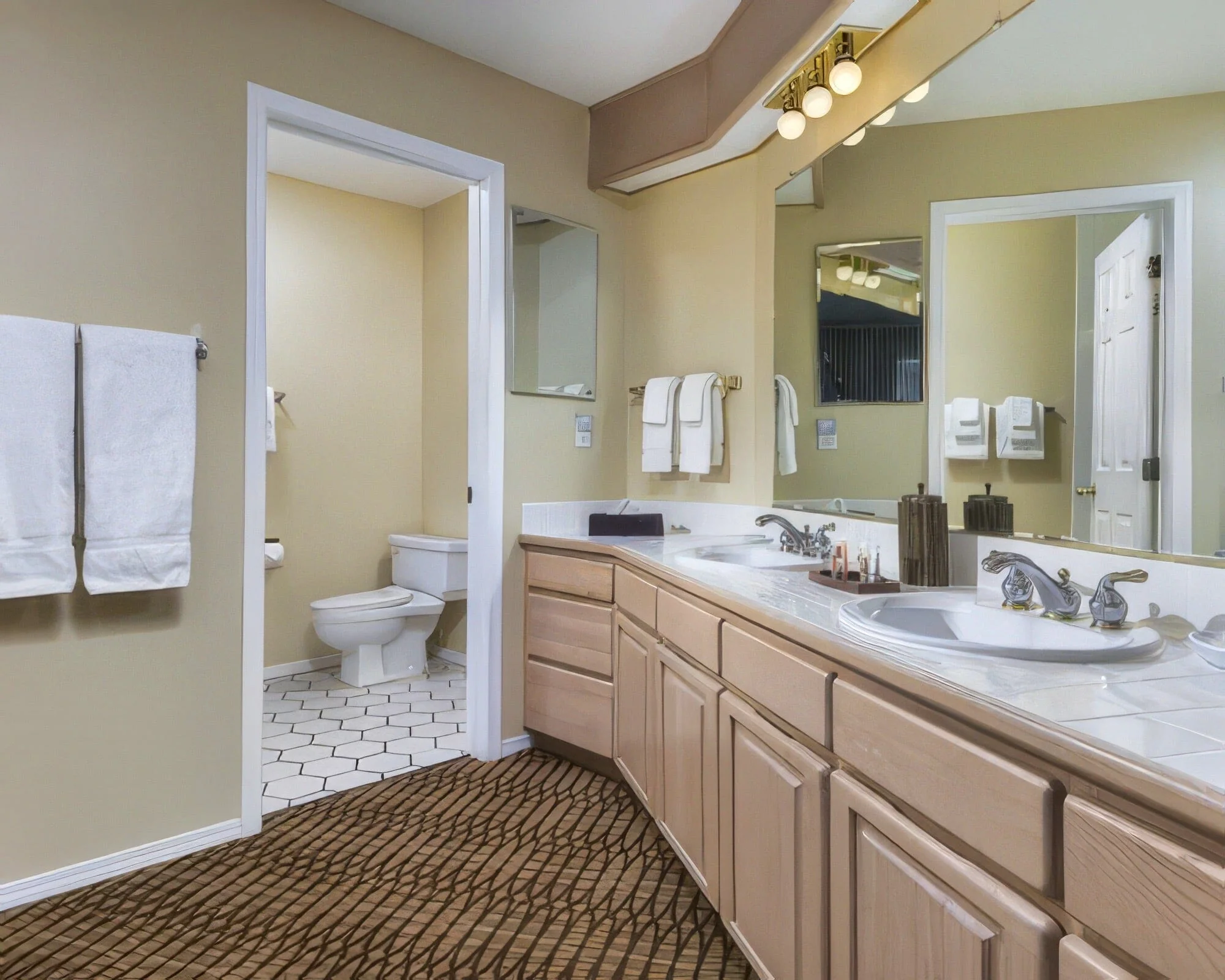 Club Wyndham Holua Resort at Mauna Loa Village - Image 3