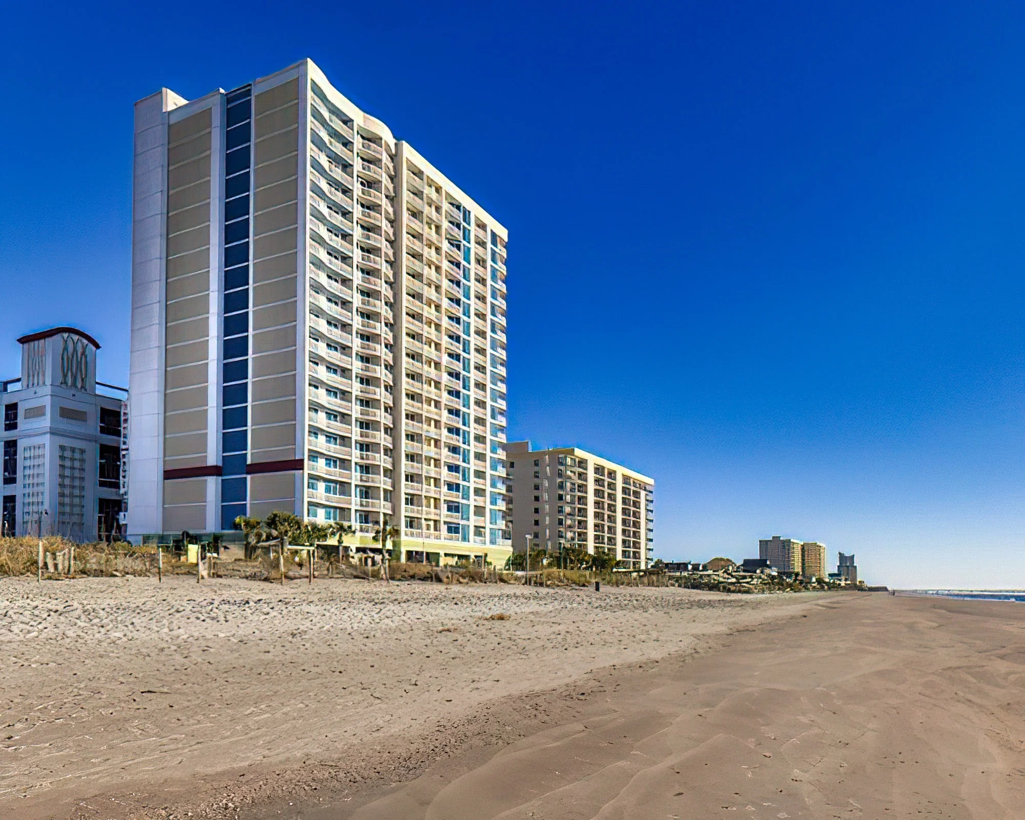 Club Wyndham Towers on the Grove - Image 4