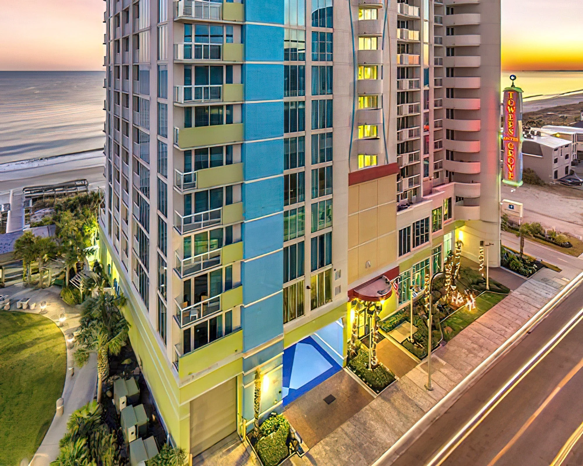 Club Wyndham Towers on the Grove - Image 6