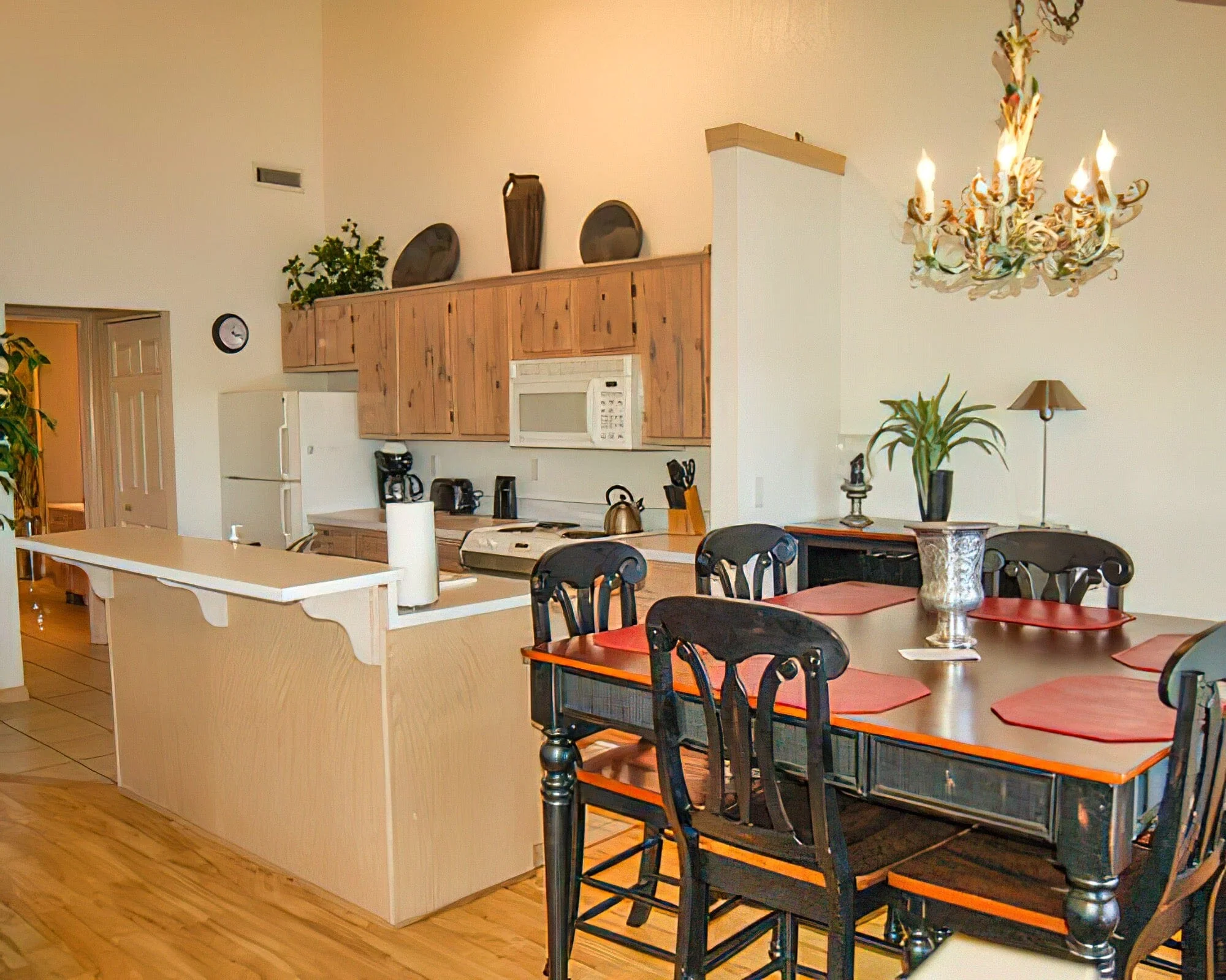 Crown Point Resort - Image 18