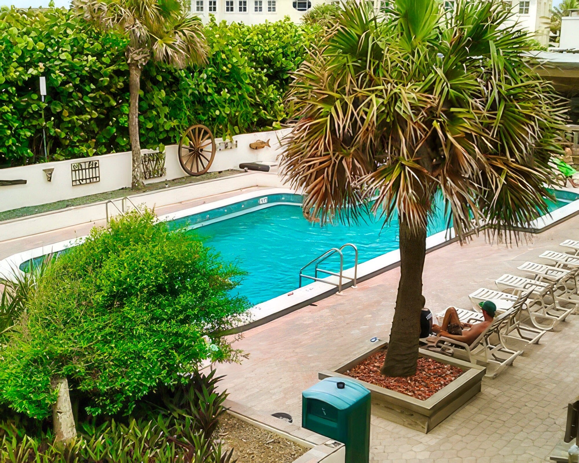 Driftwood Inn Resort - Image 2