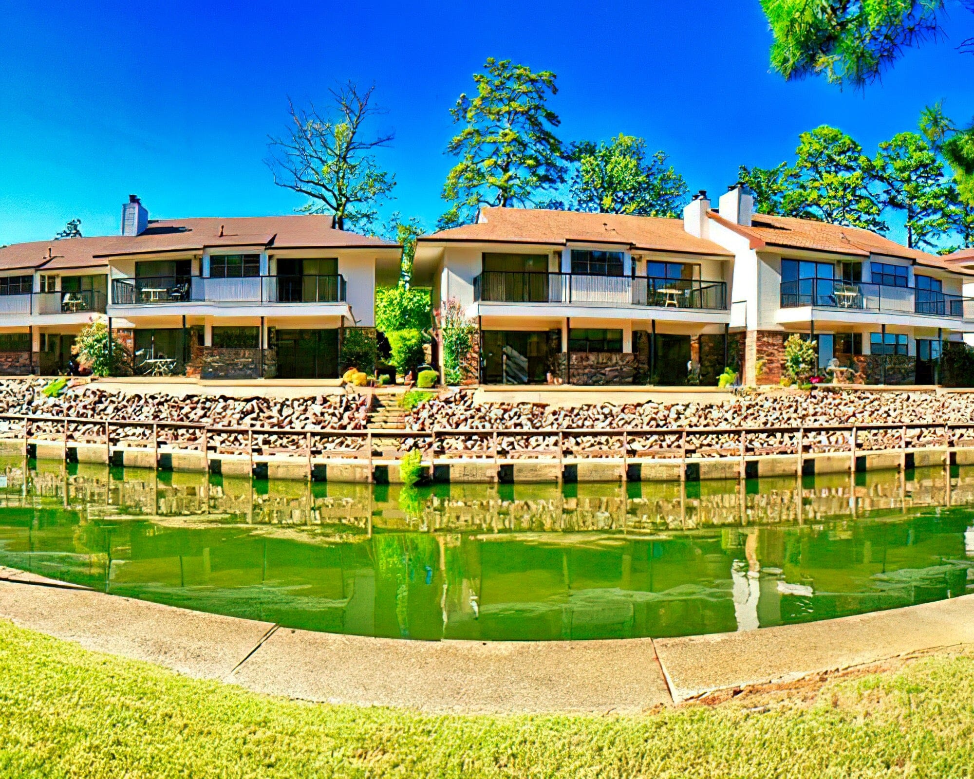 Emerald Isle Resort - Image 10