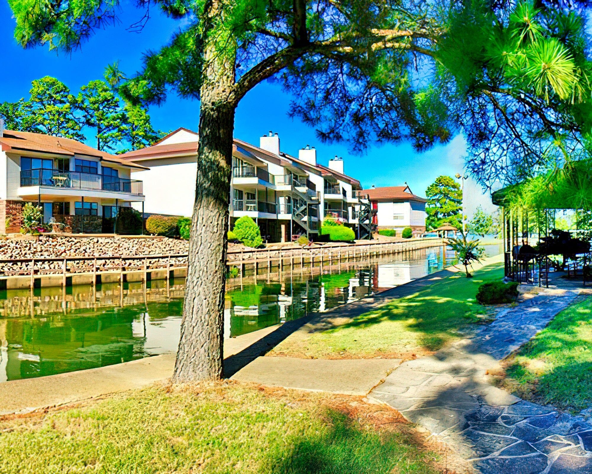Emerald Isle Resort - Image 12