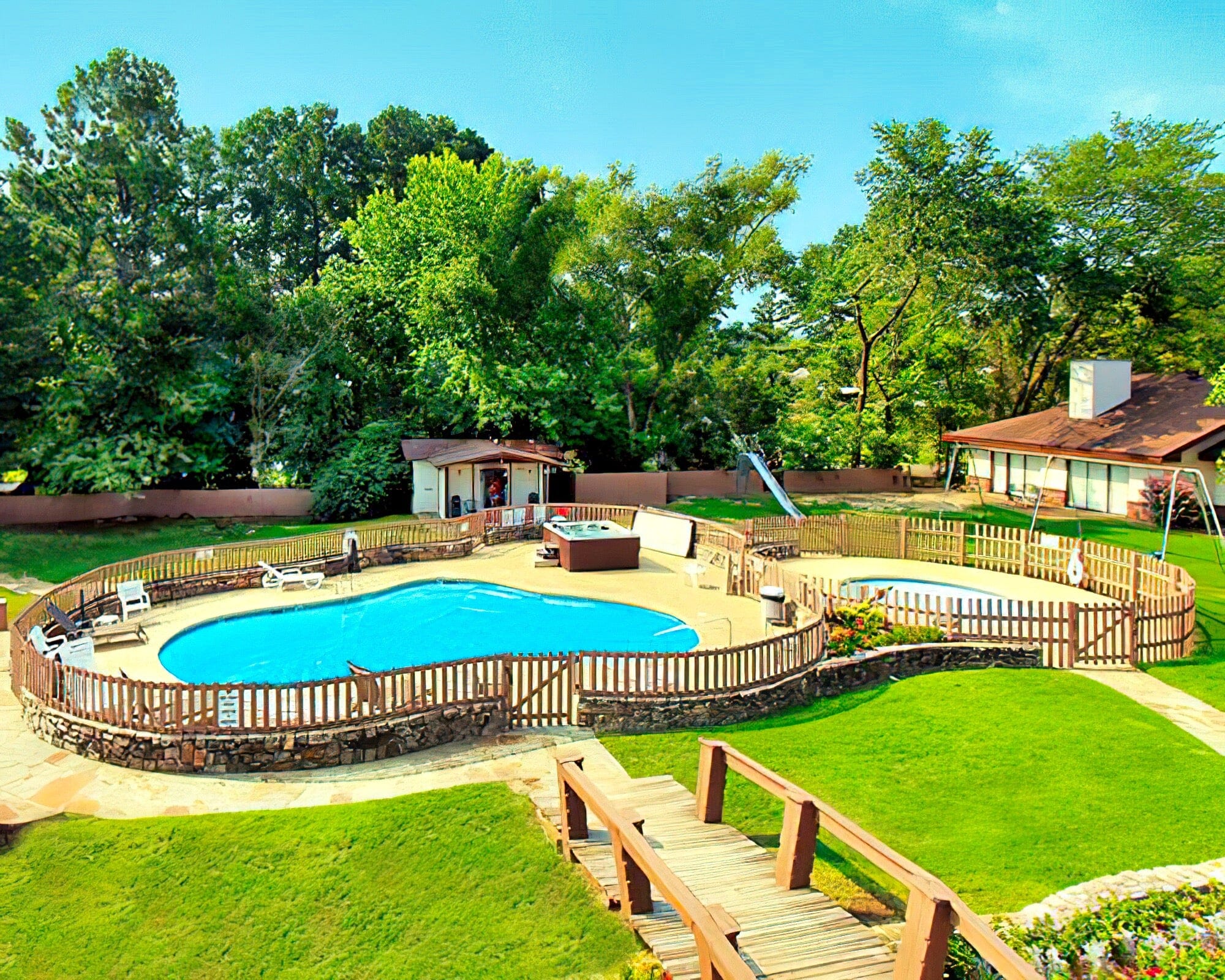 Emerald Isle Resort - Image 21