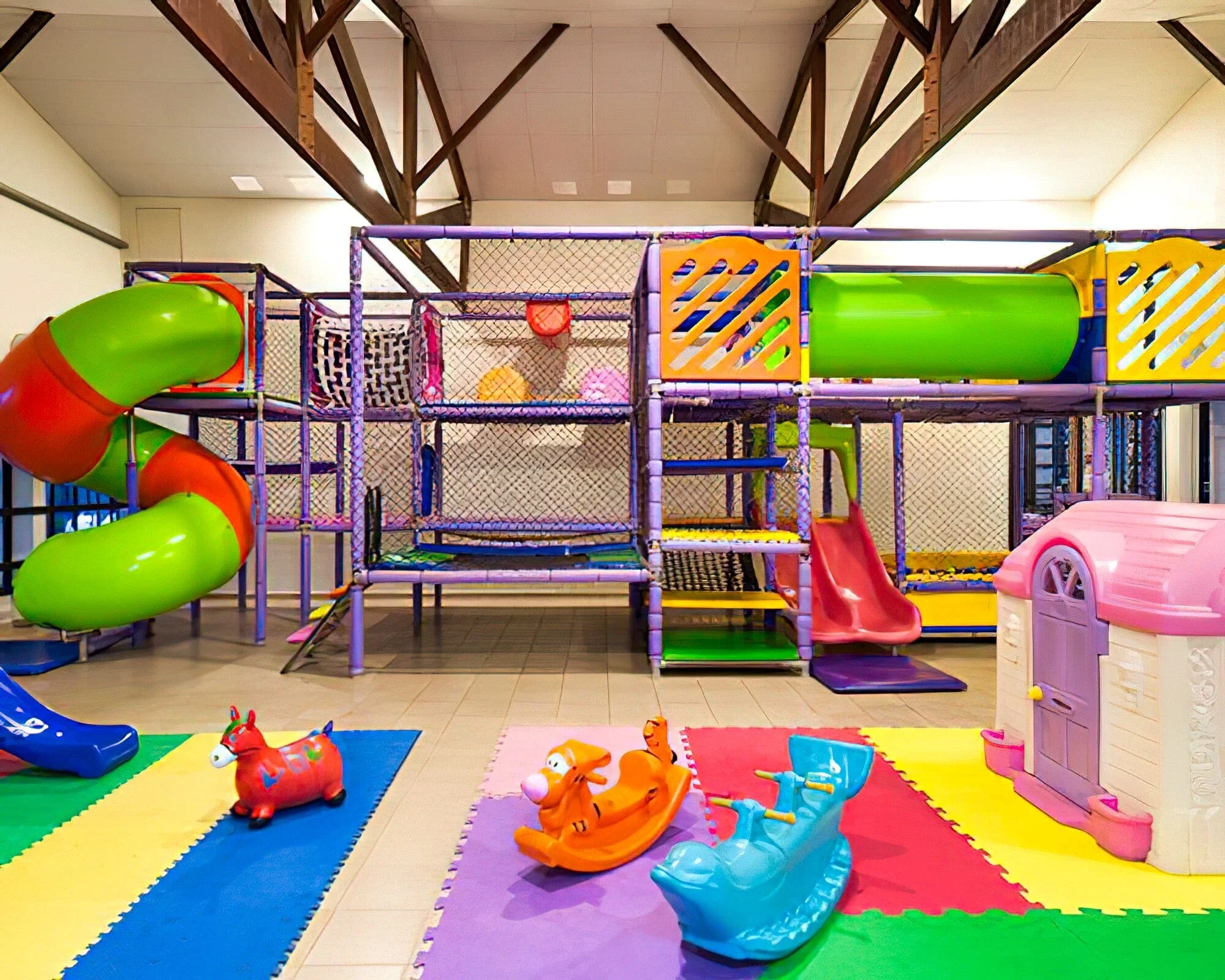 Flamboyant Hotel & Convention - Image 4