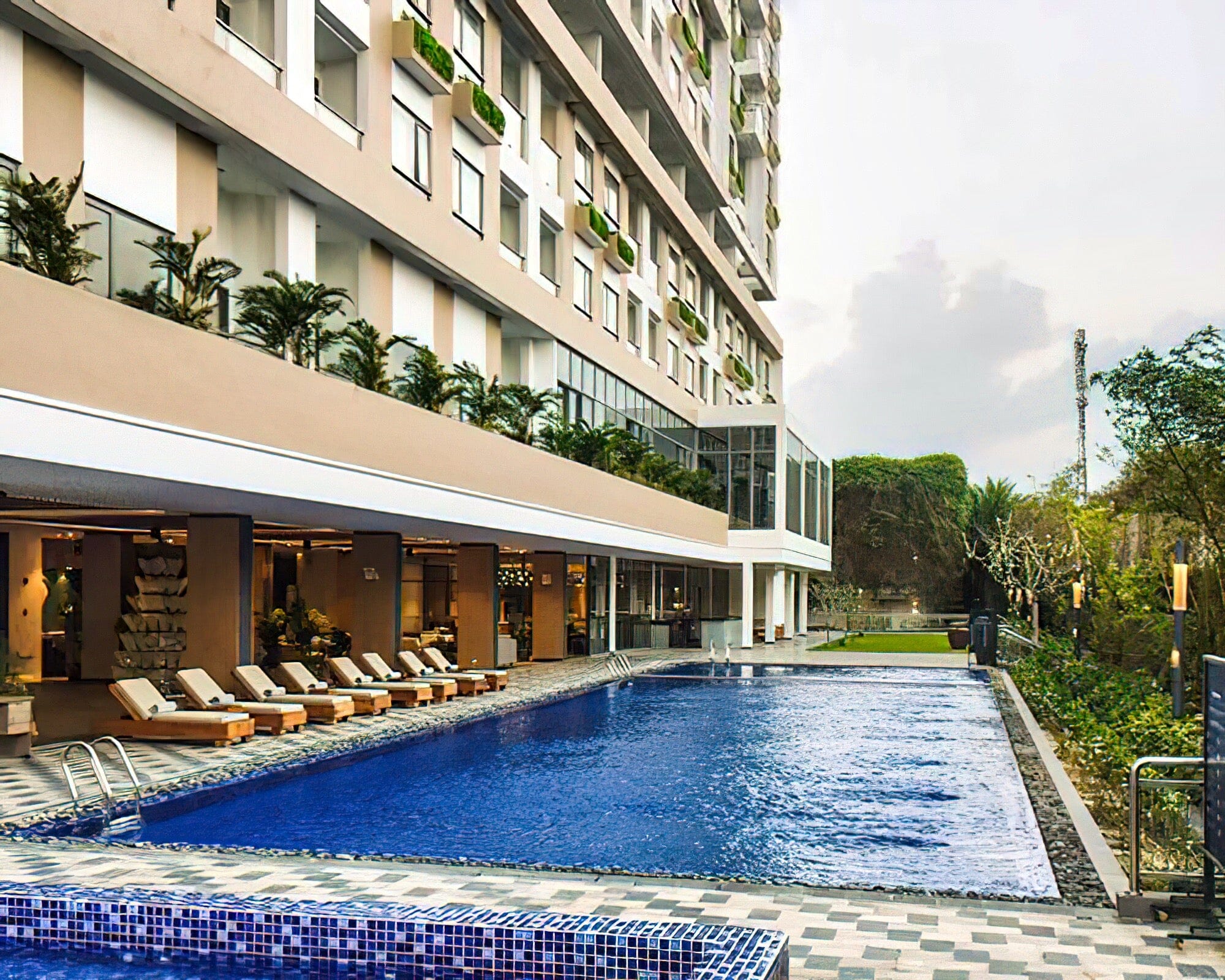 Garden Suite - Image 2