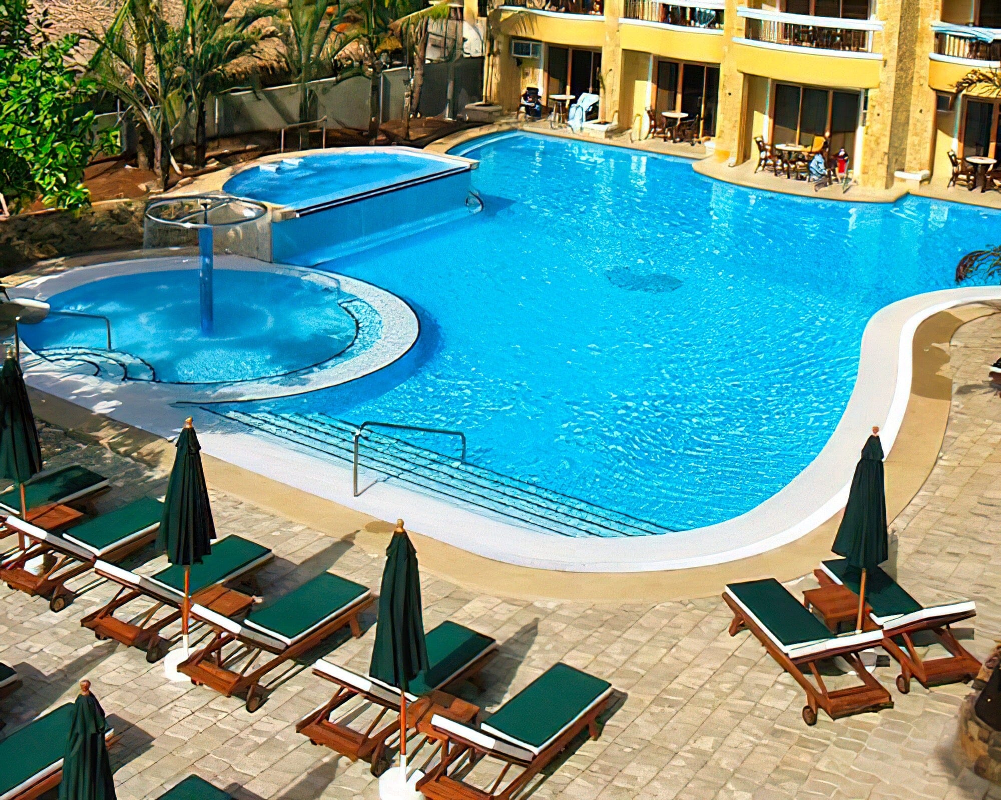 Henann Regency Resort & Spa - Image 10