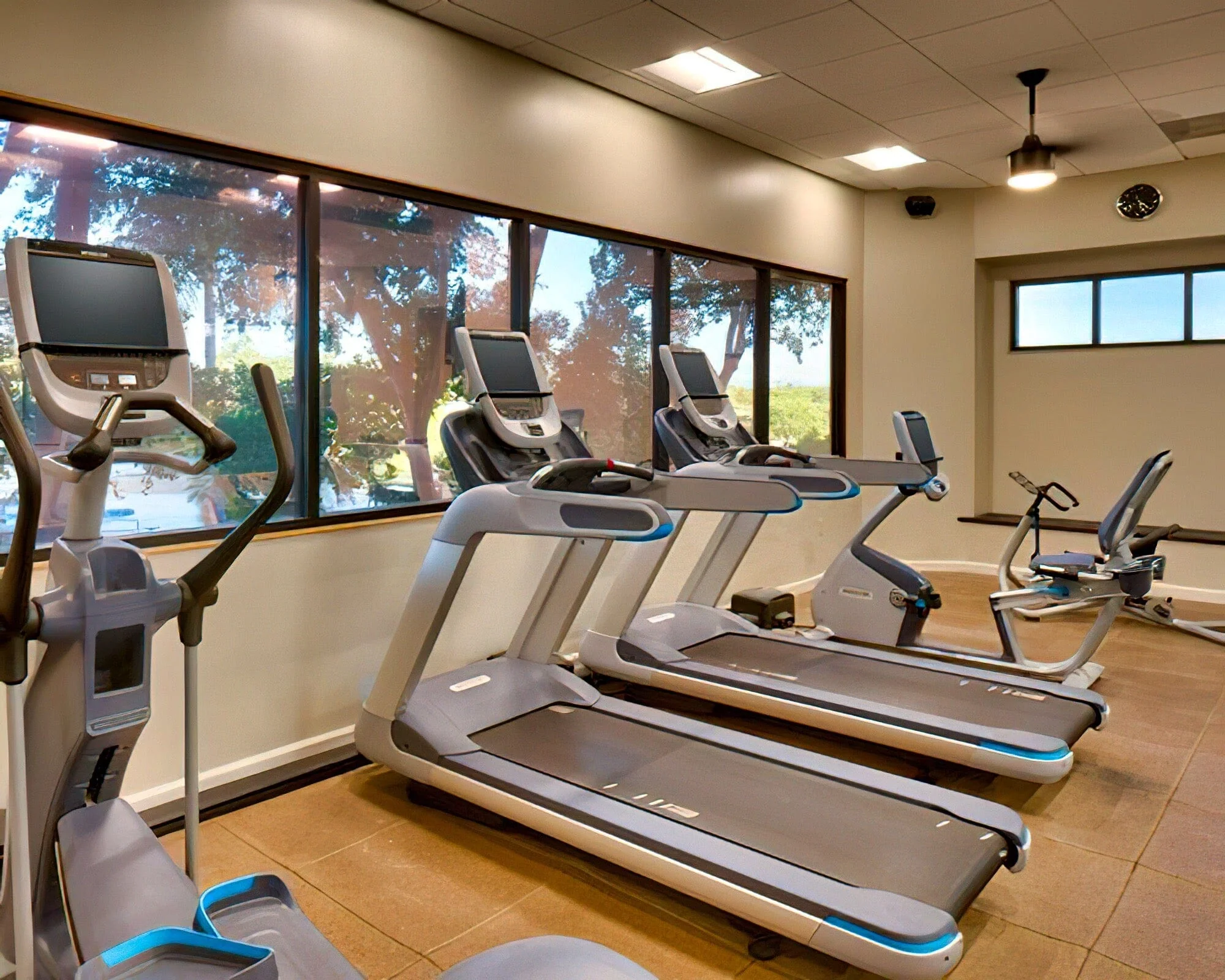 Hilton Tucson East - Image 10