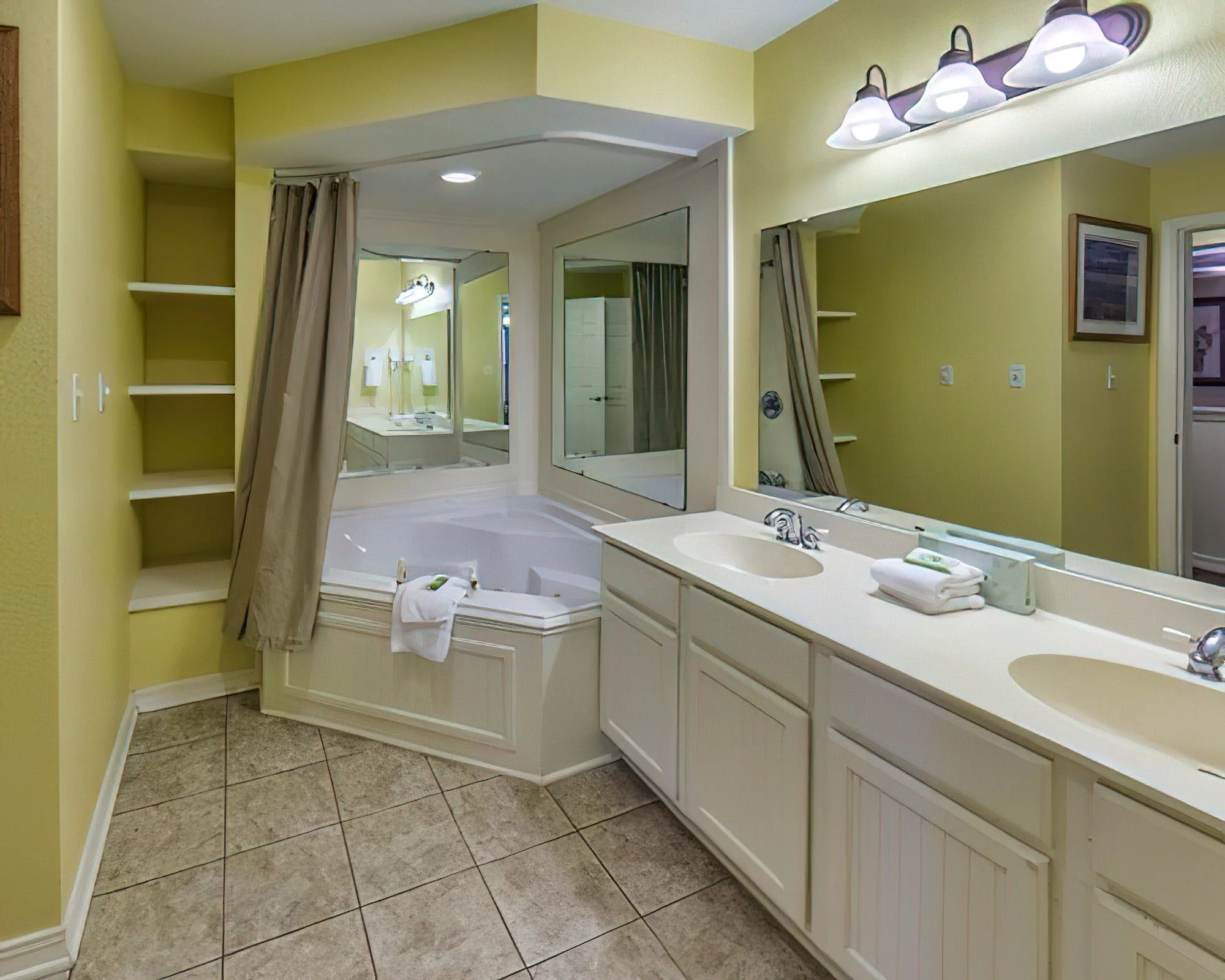 Holiday Inn Club Vacations Villages Resort - Image 35