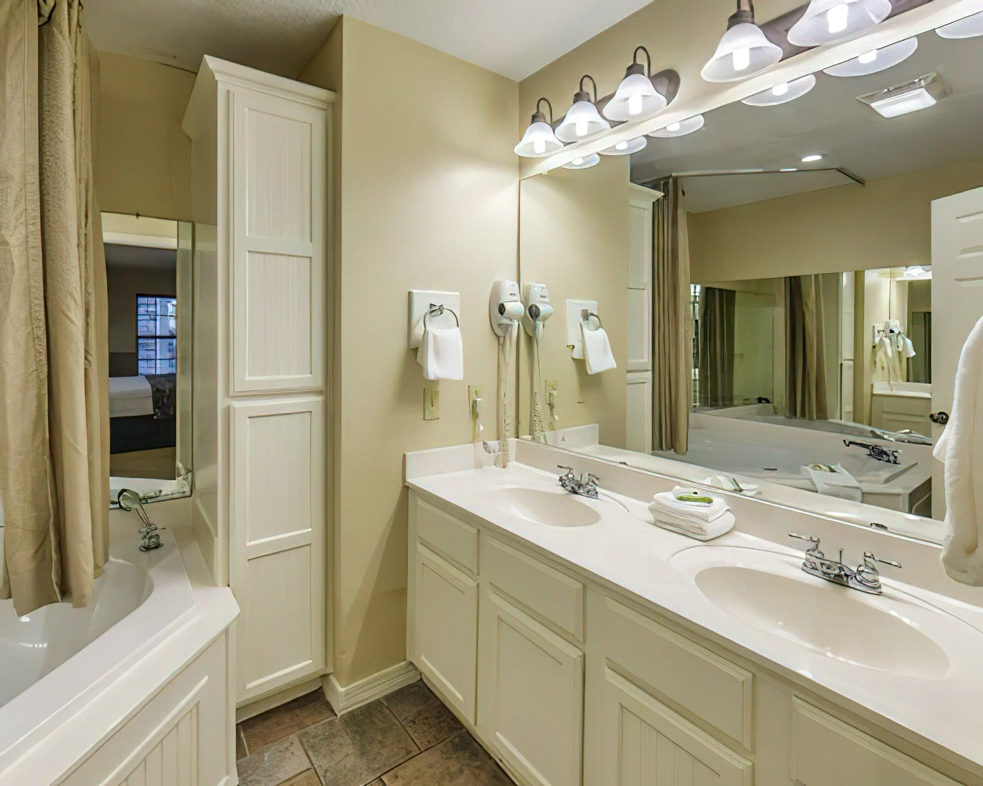 Holiday Inn Club Vacations Villages Resort - Image 8