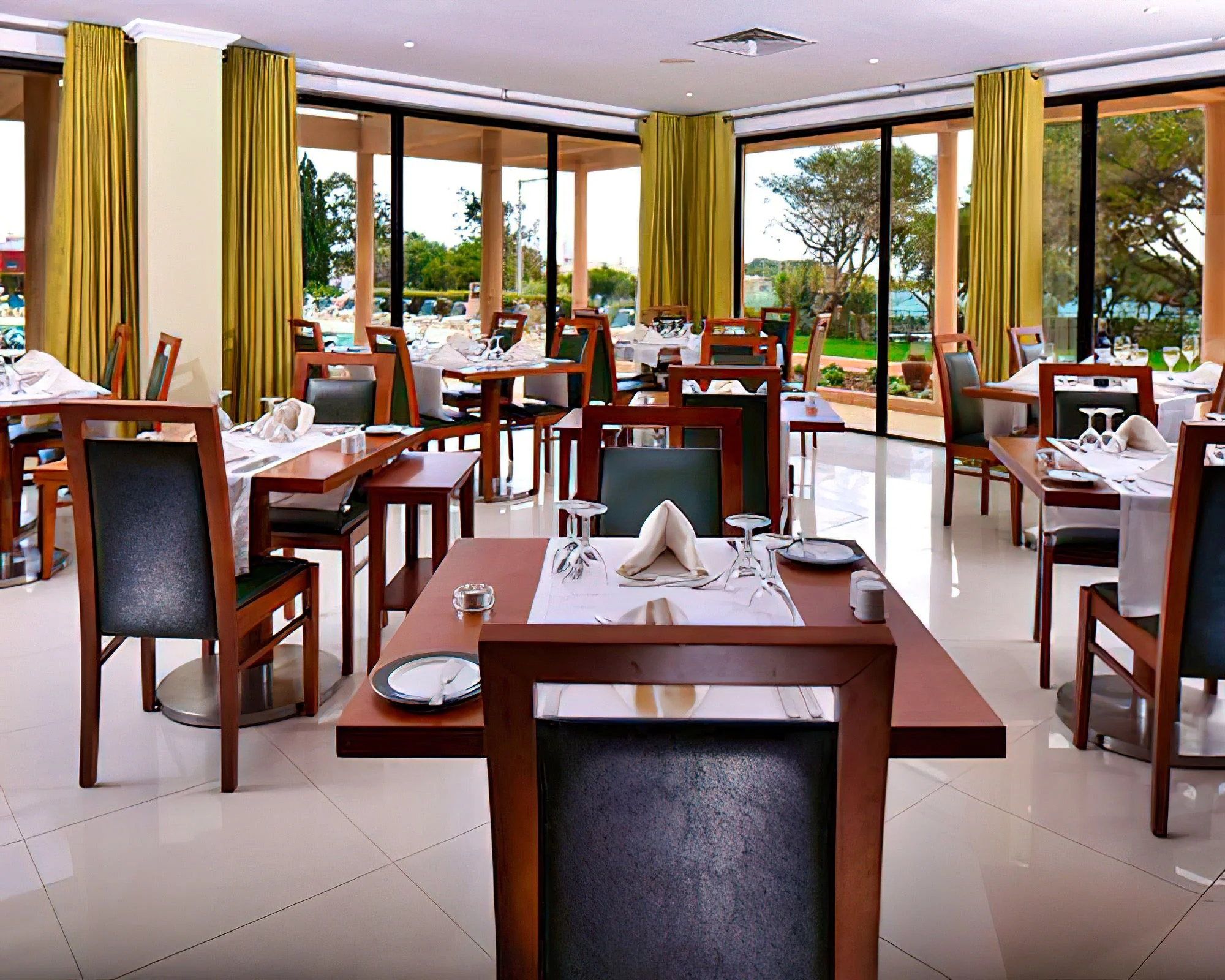 Hotel Vila Galé Atlântico - Image 23