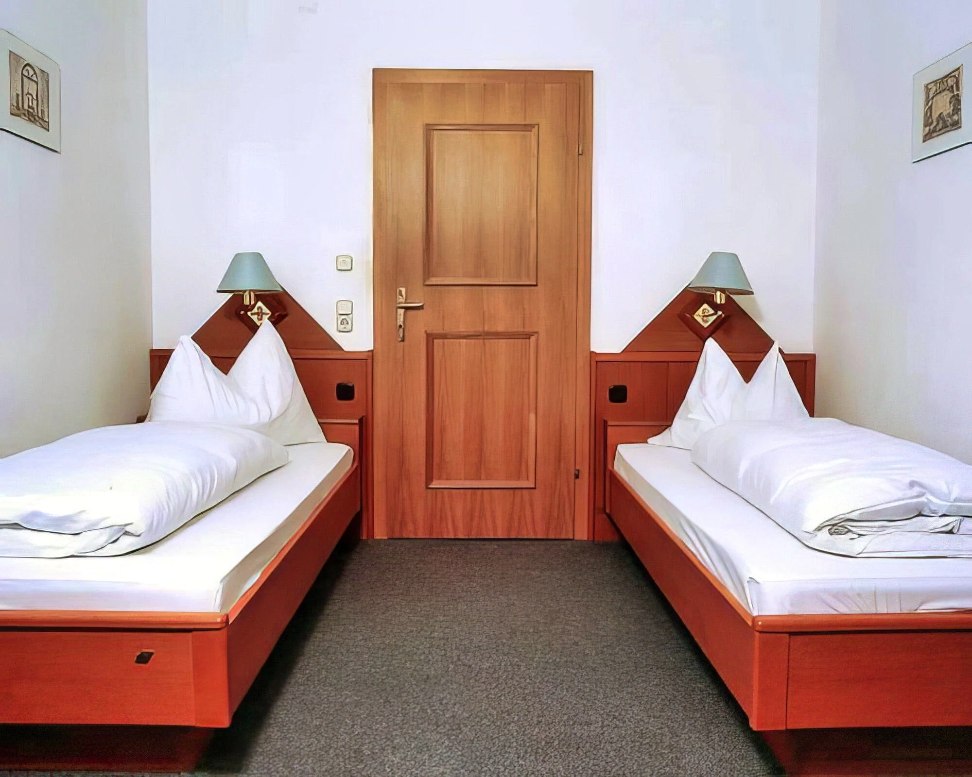 Hotel Neue Post - Image 17