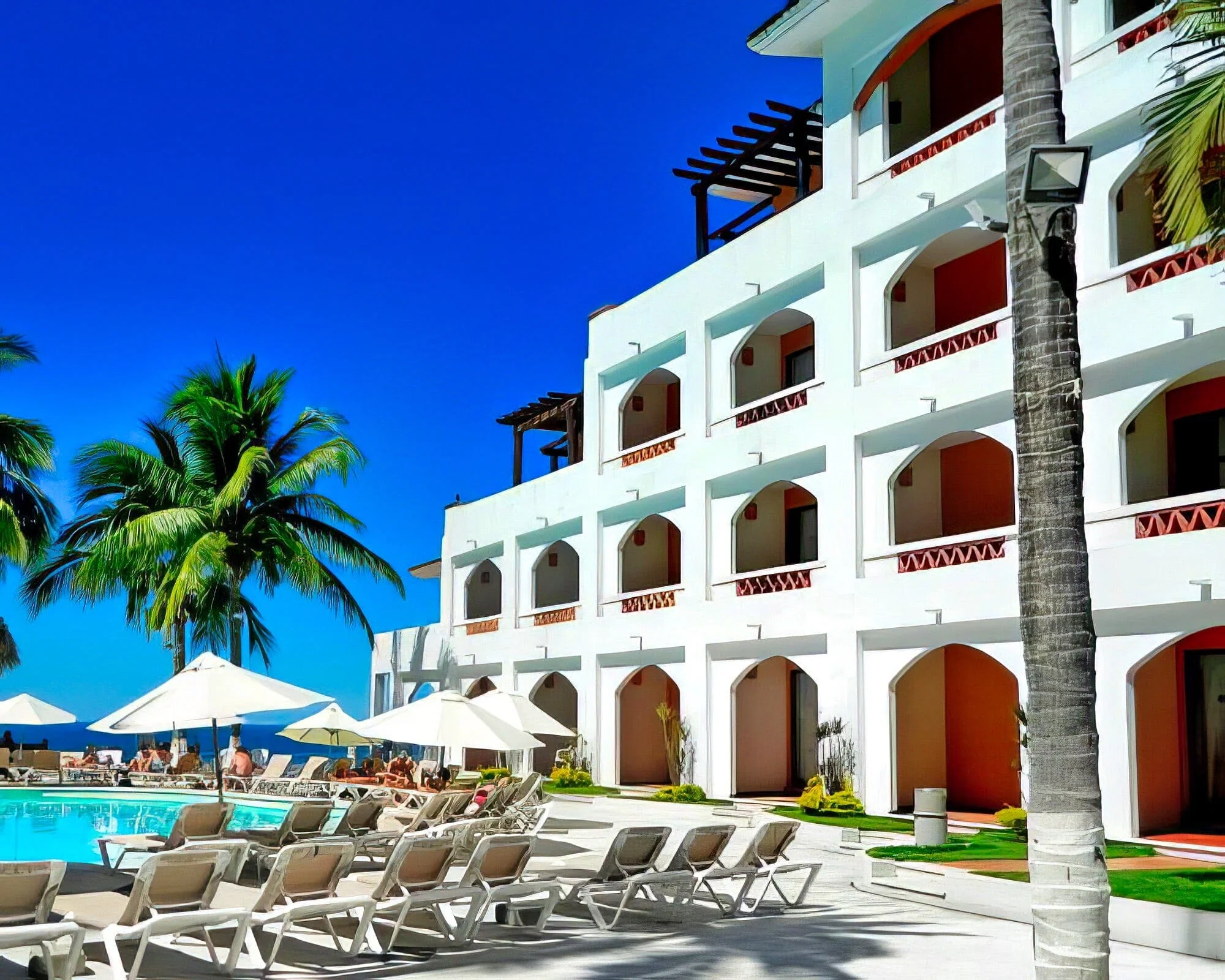 Plaza Pelicanos Grand Beach Resort - Image 2