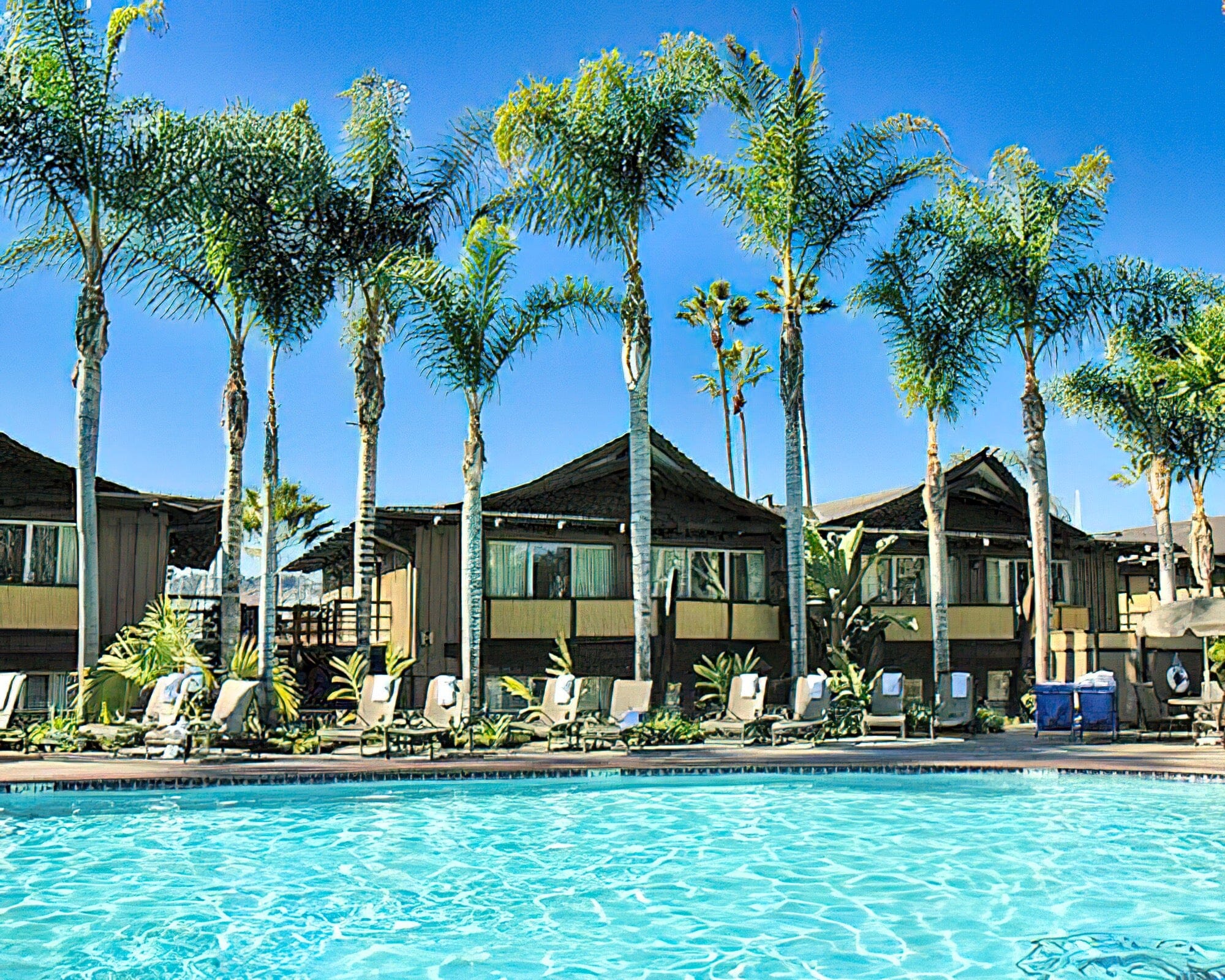 Humphrey's Half Moon Inn & Suites - Image 10