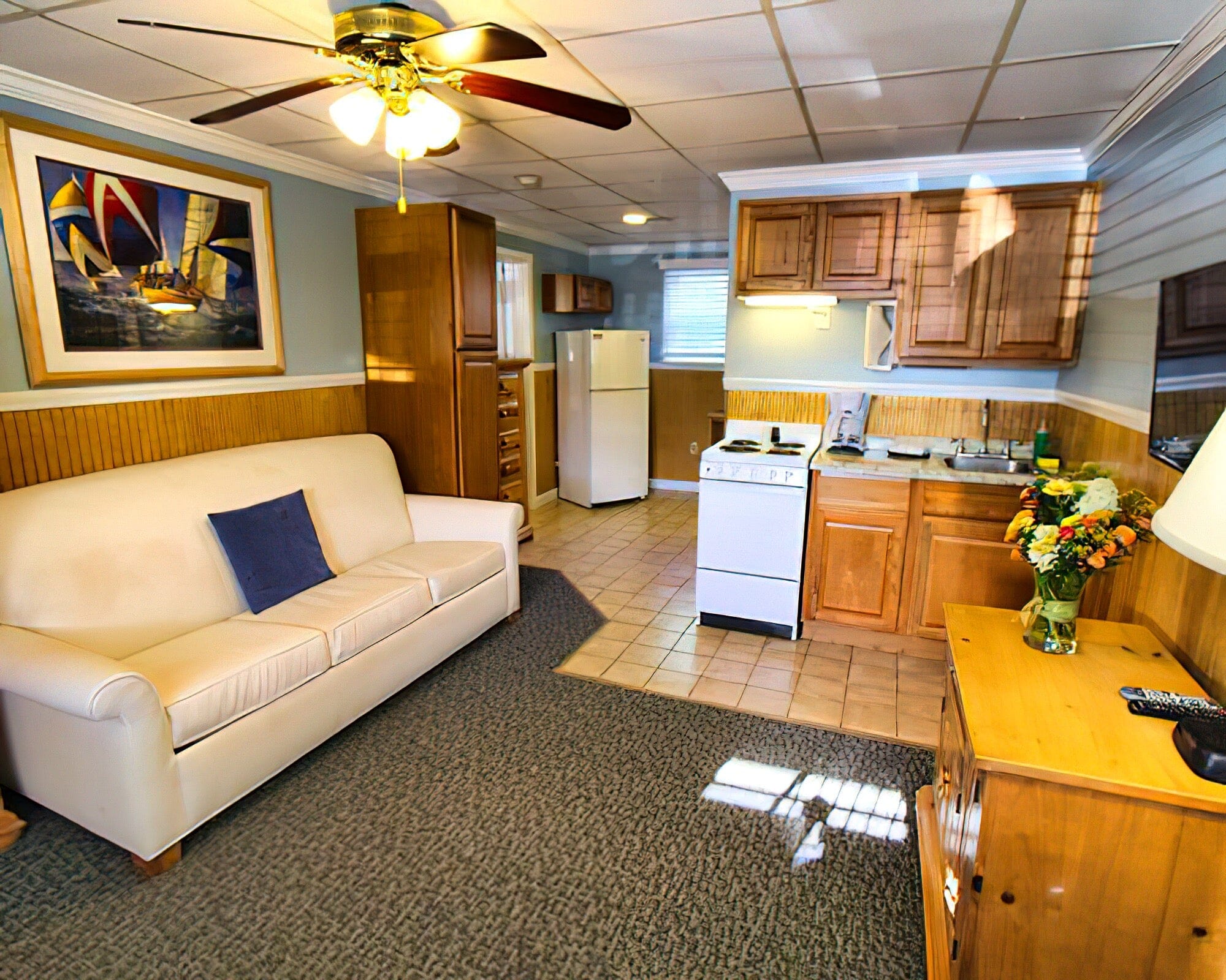 Island Manor Resort - Image 12