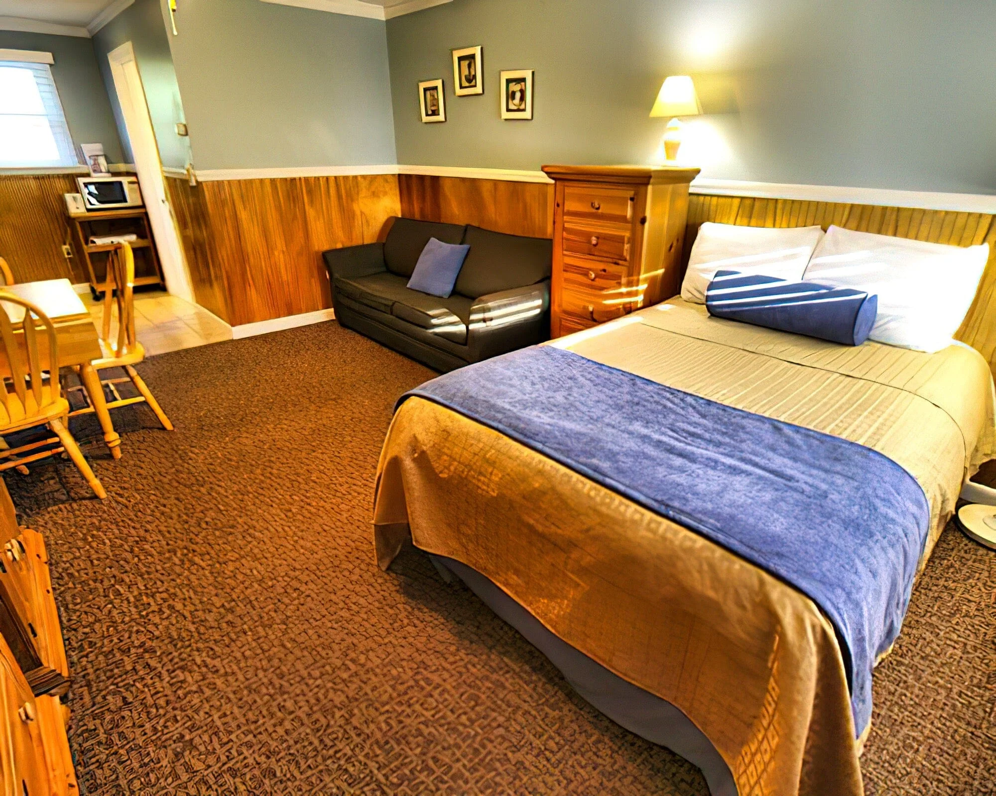 Island Manor Resort - Image 21