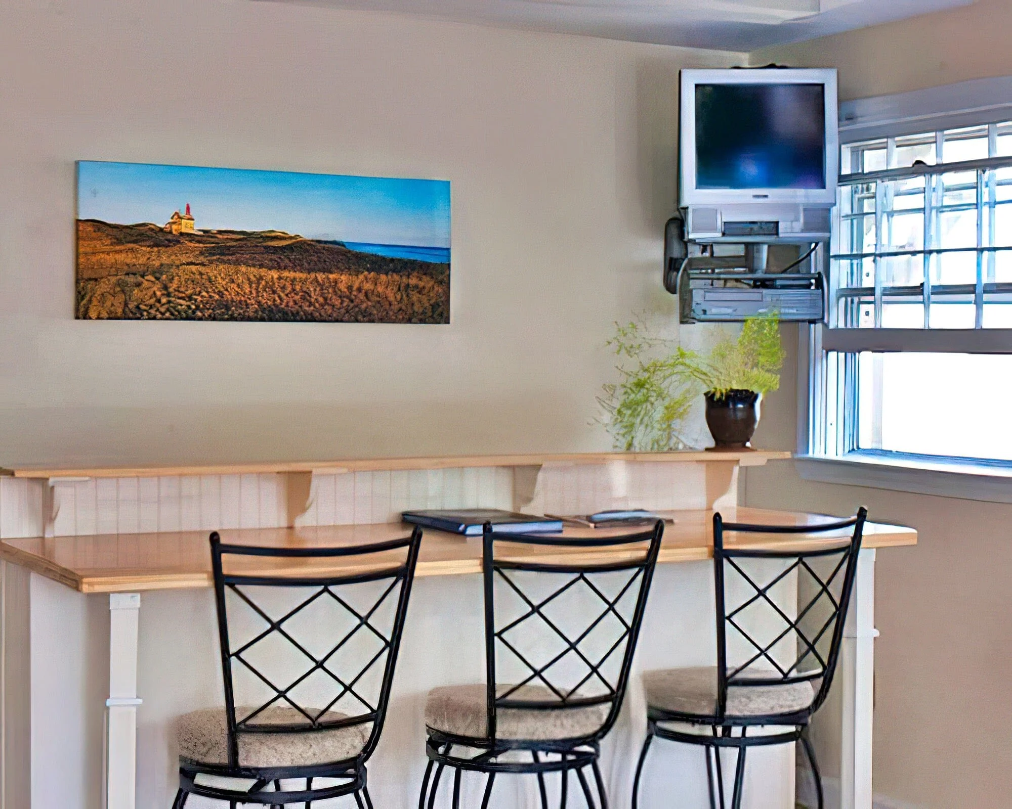 Island Manor Resort - Image 4
