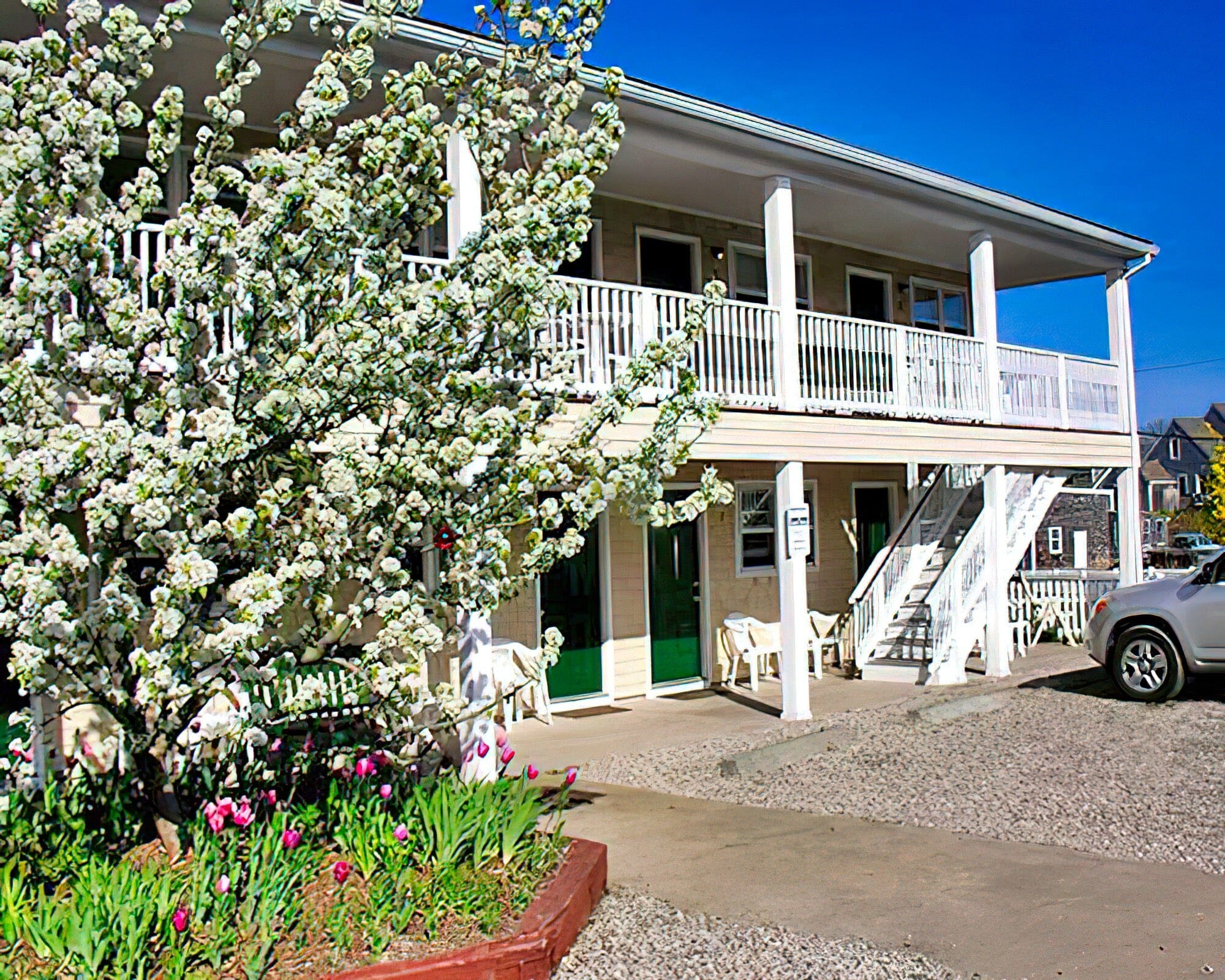 Island Manor Resort - Image 7