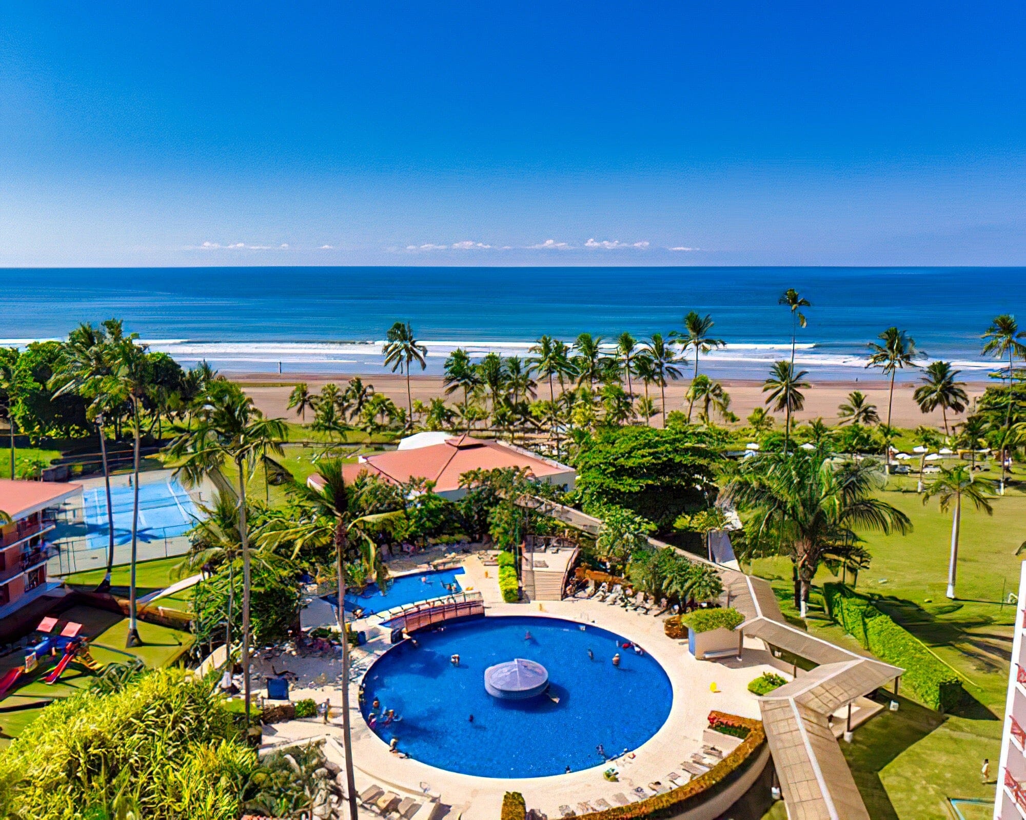 Jacó Beach Hotel & Club - Image 10