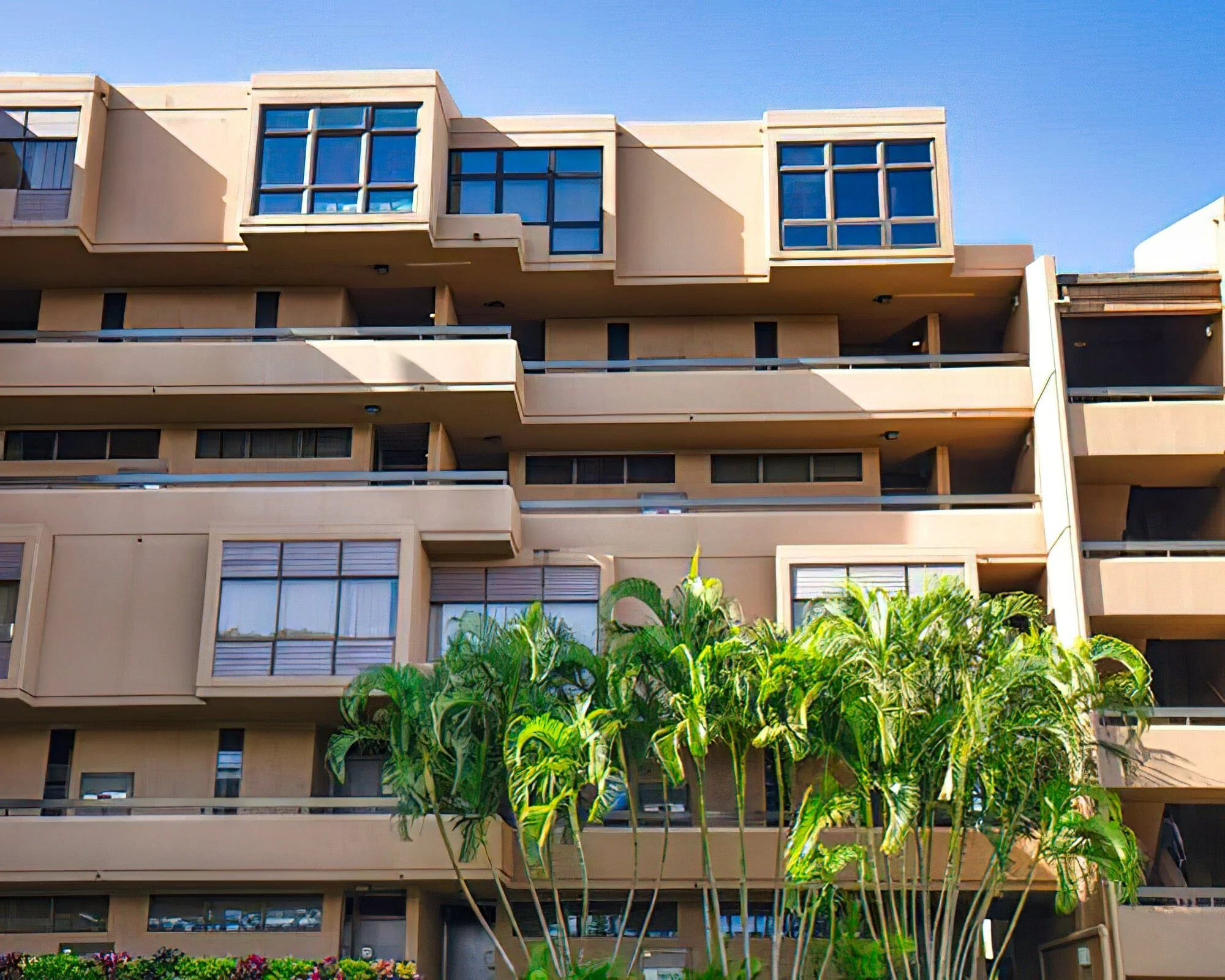 Kahana Villa Resort - Image 8