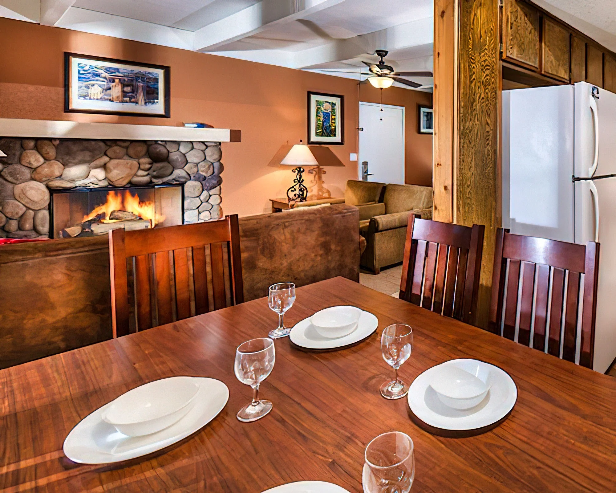 Lake Arrowhead Chalets - Image 6