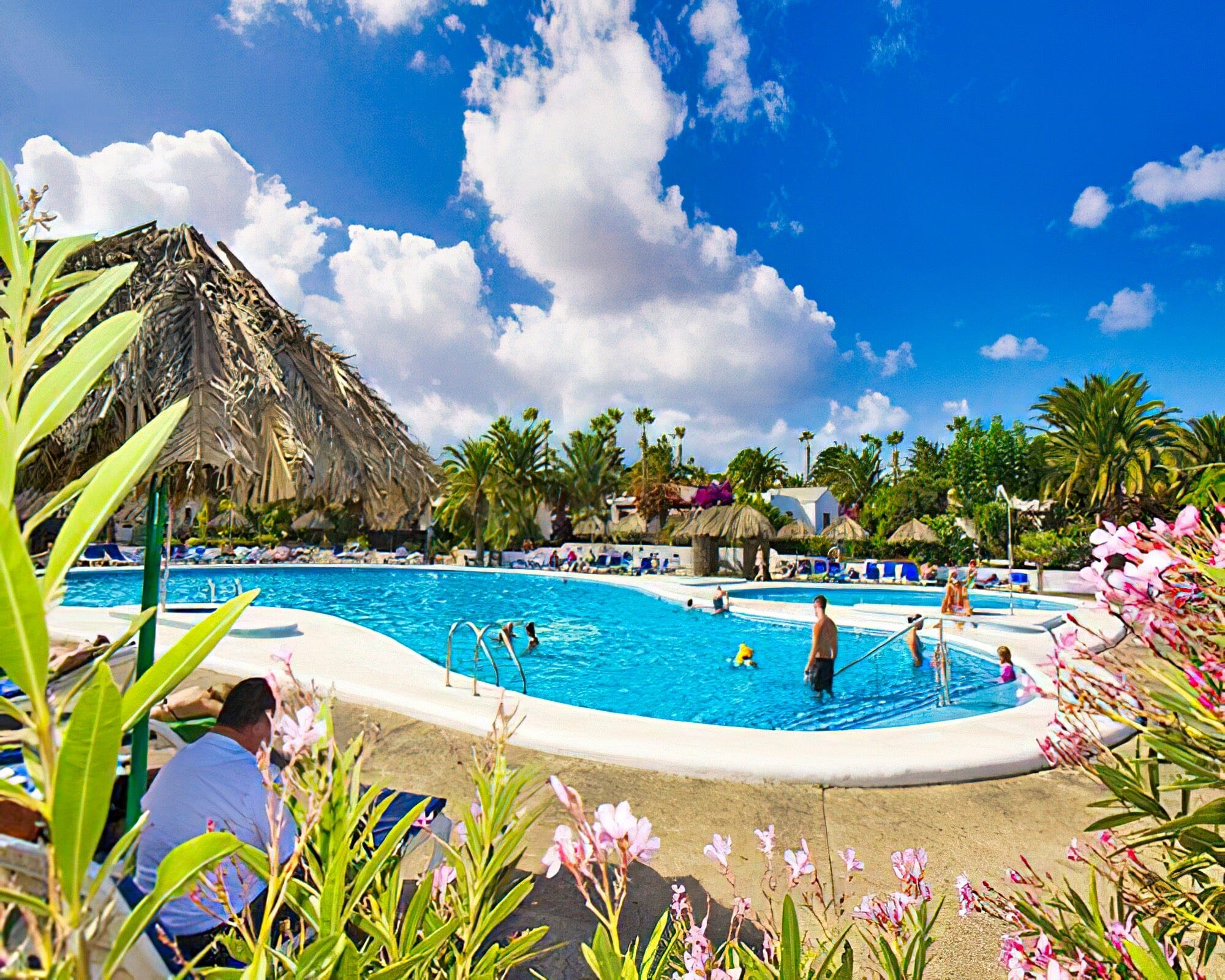 Las Brisas - Image 20