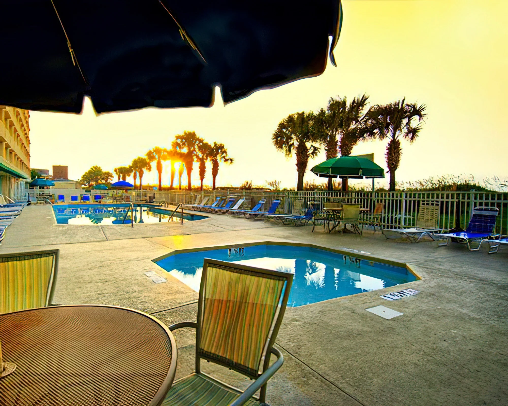 Maritime Beach Club - Image 5
