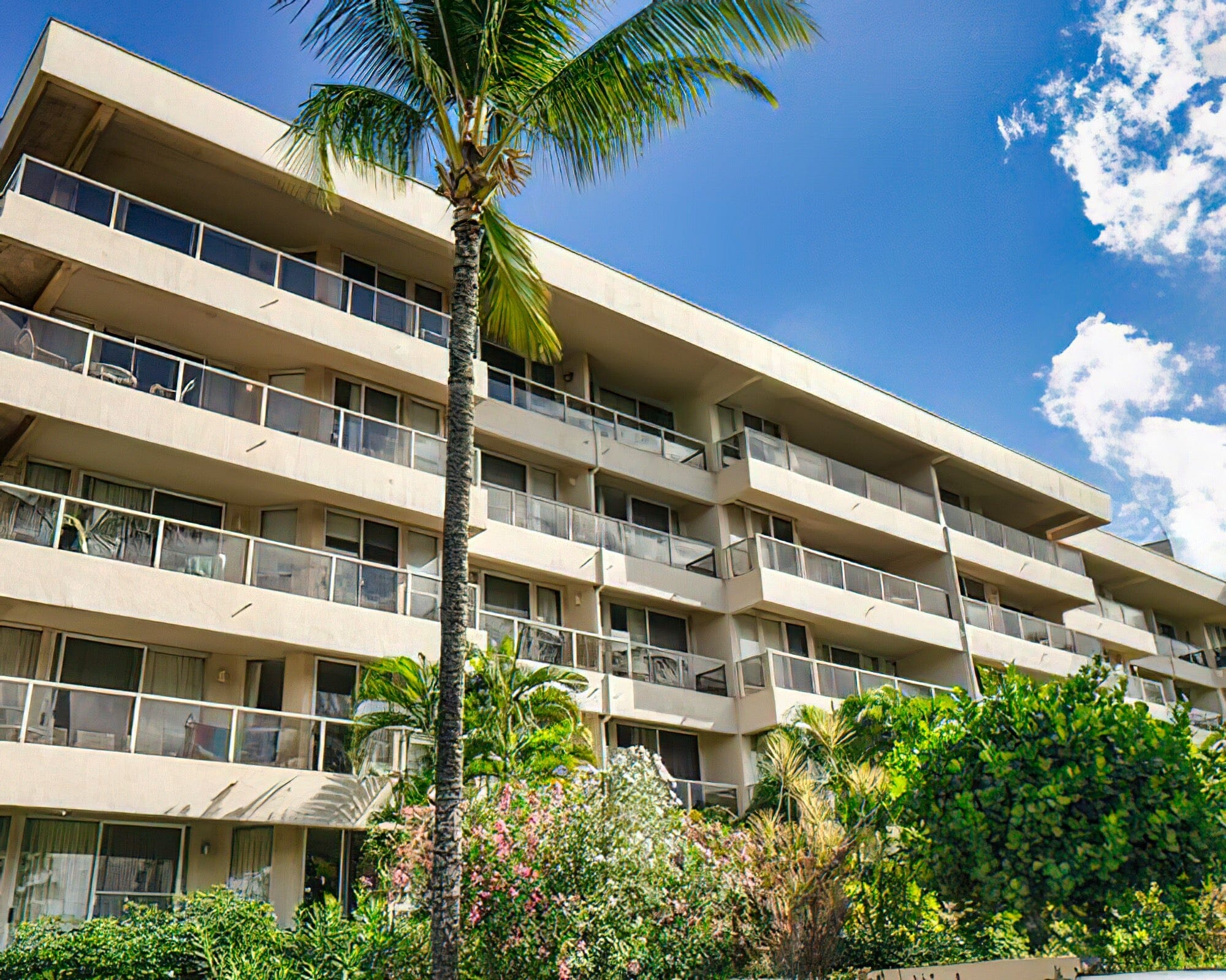 Maui Banyan Vacation Club - Image 2