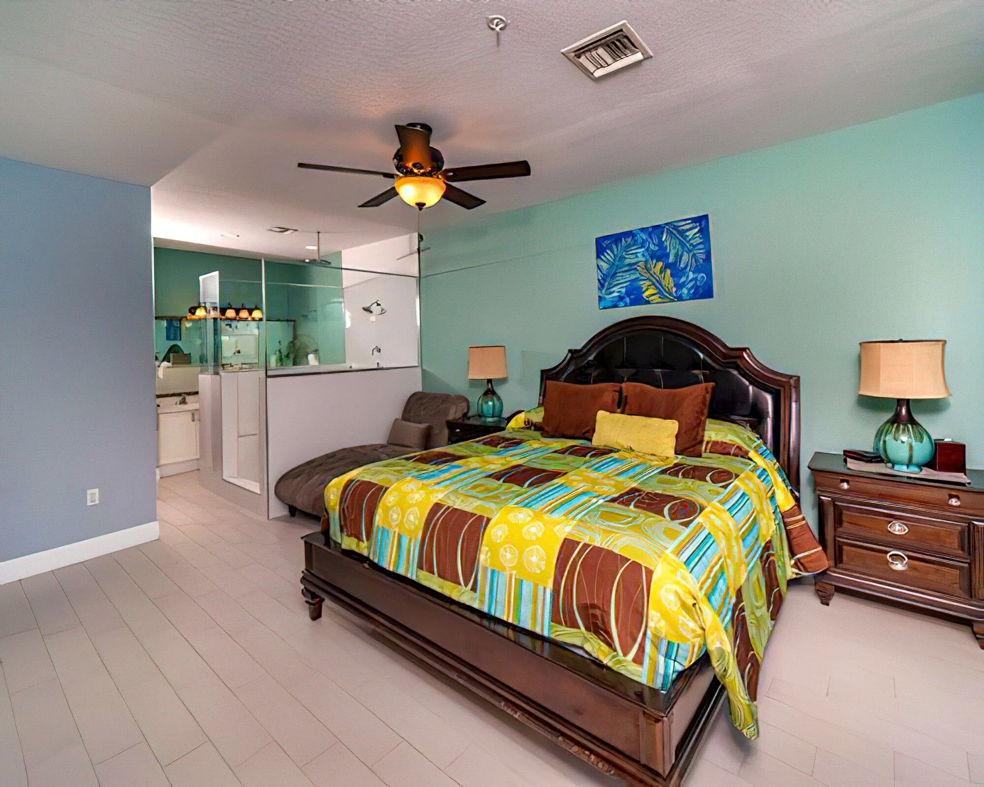 Morritt's Tortuga Club - Image 23