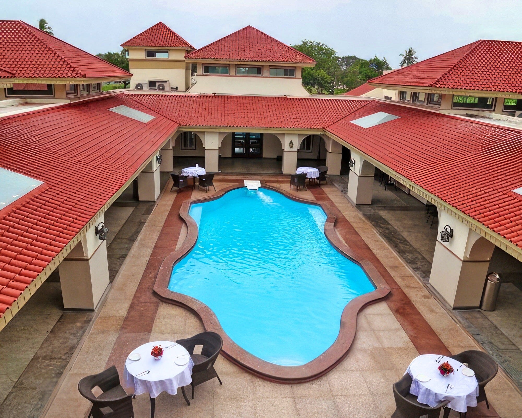Neonz Resort & Club - Image 3
