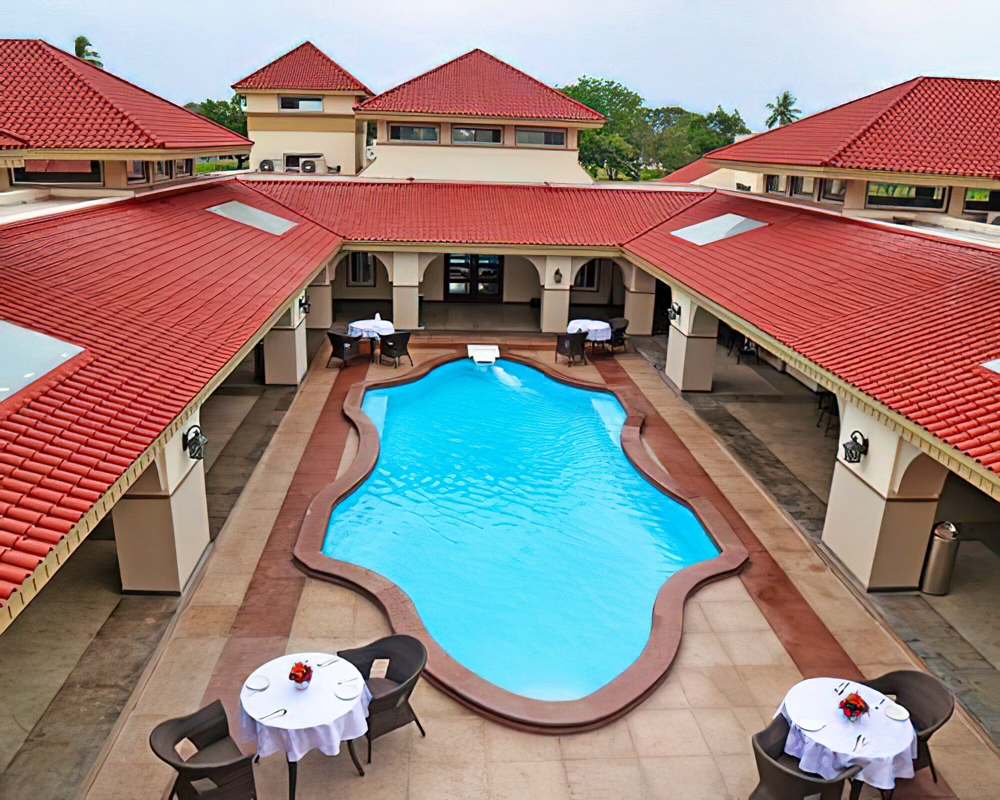 Neonz Lifestyle & Recreation Club - Image 3