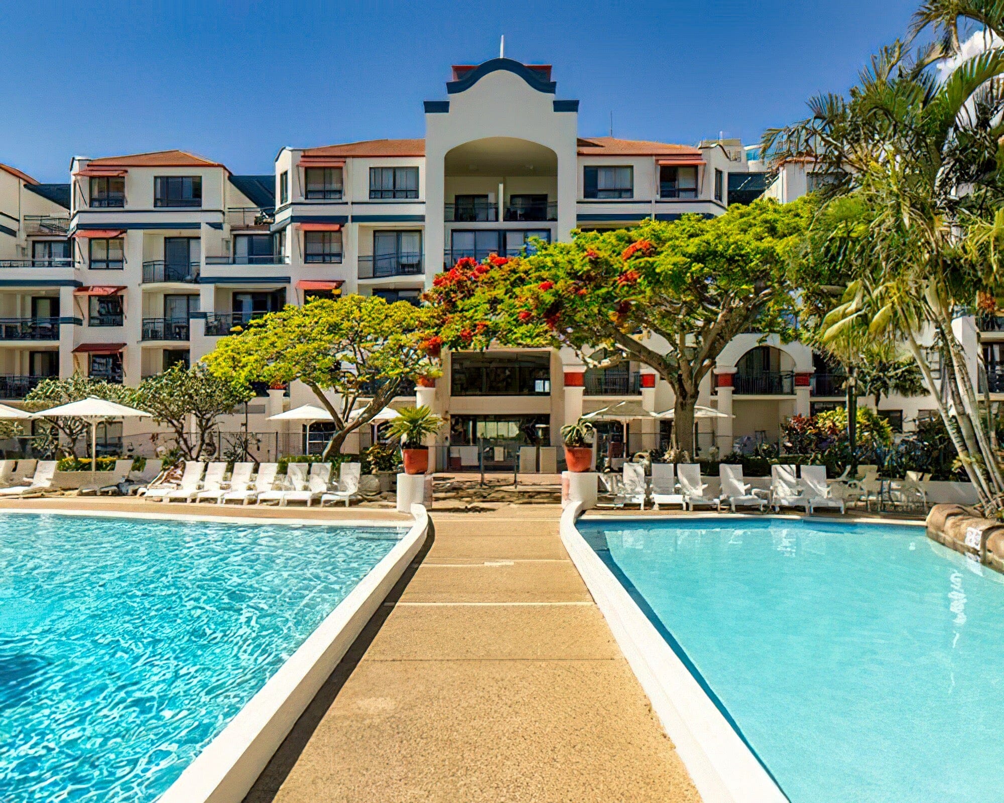 Oaks Calypso Plaza - Image 17