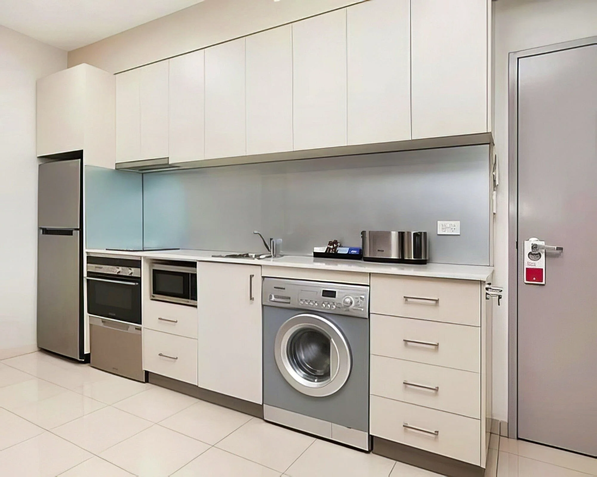 Ramada Suites by Wyndham Zen Quarter Darwin - Image 9